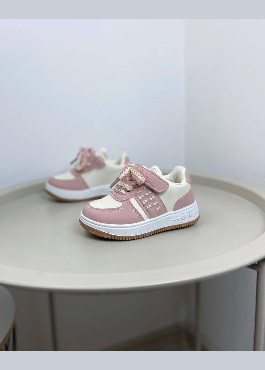 Розовые всесезонные детские кроссовки розовые 1060 No Brand