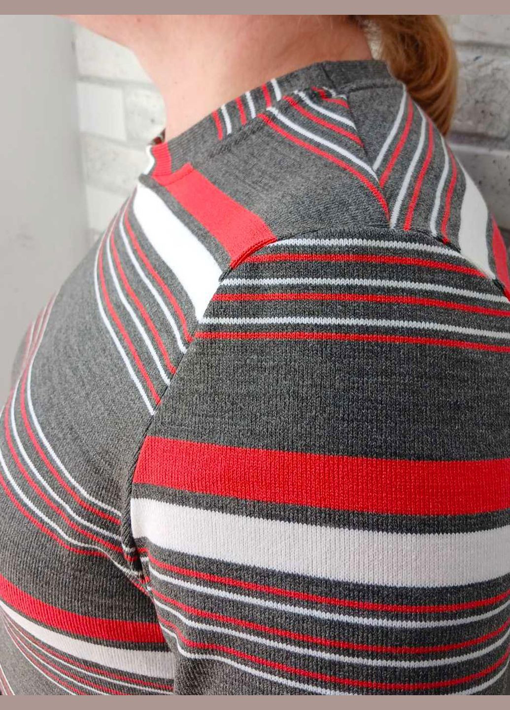Комбінована жіноча в'язана сукня з довгим рукавом, осінь-зима, сіра в біло-червону смужку з поясом, в'язаний акрил No Brand