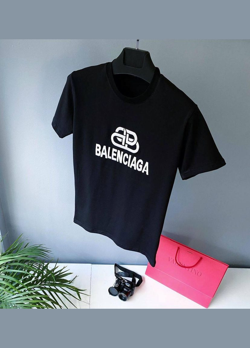 Черная футболка No Brand