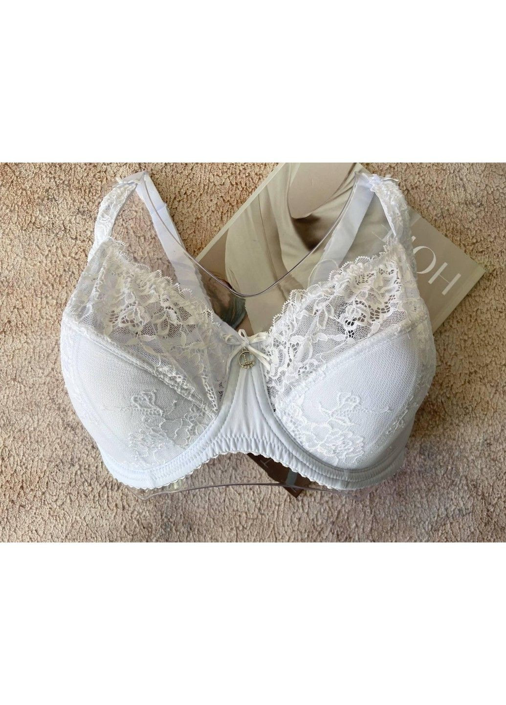 Белый бюстгальтер f полупоролоновый 11679 белый Lanny Mode