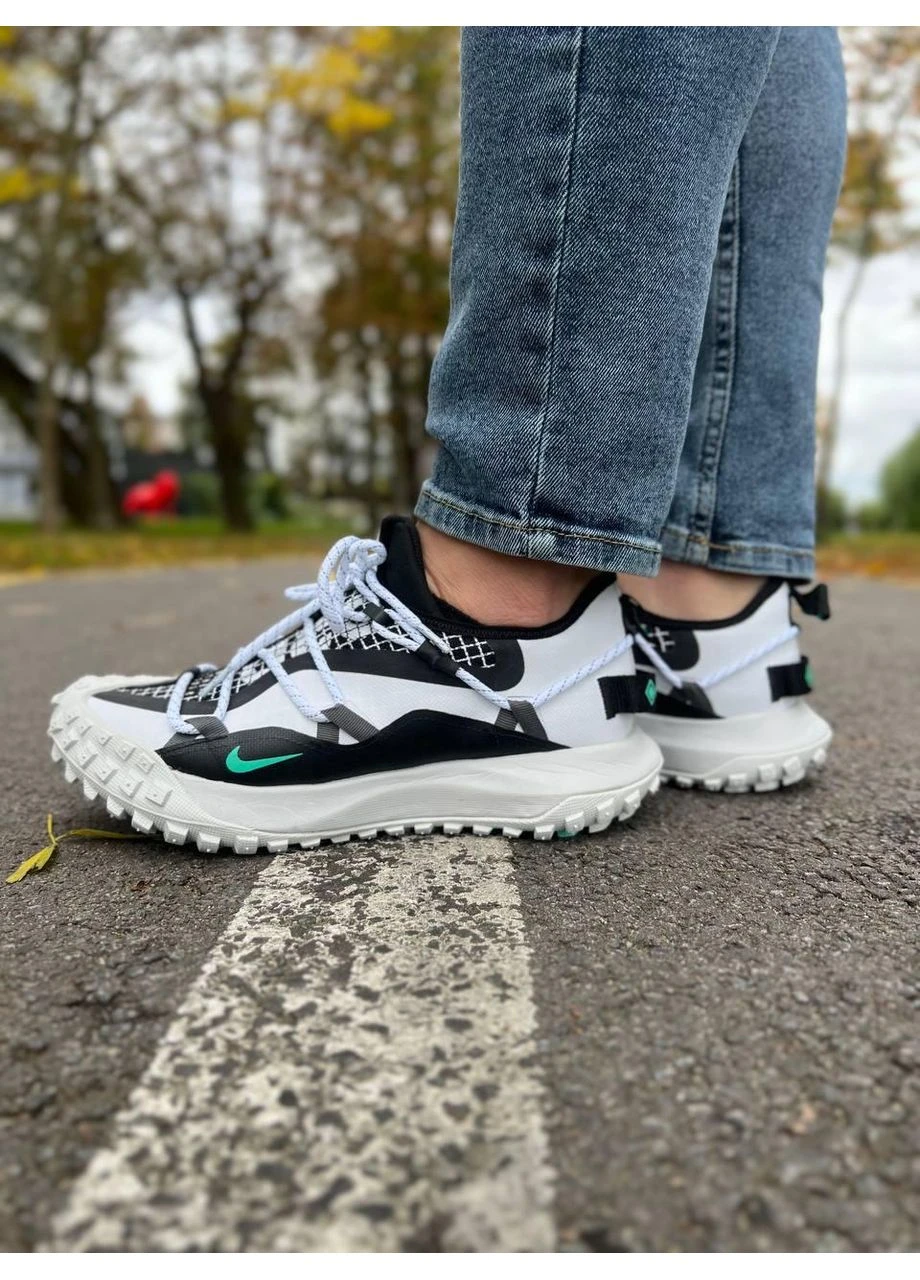 Білі літні кросівки nike acg mountain fly low white найк асж маунс флай No Brand