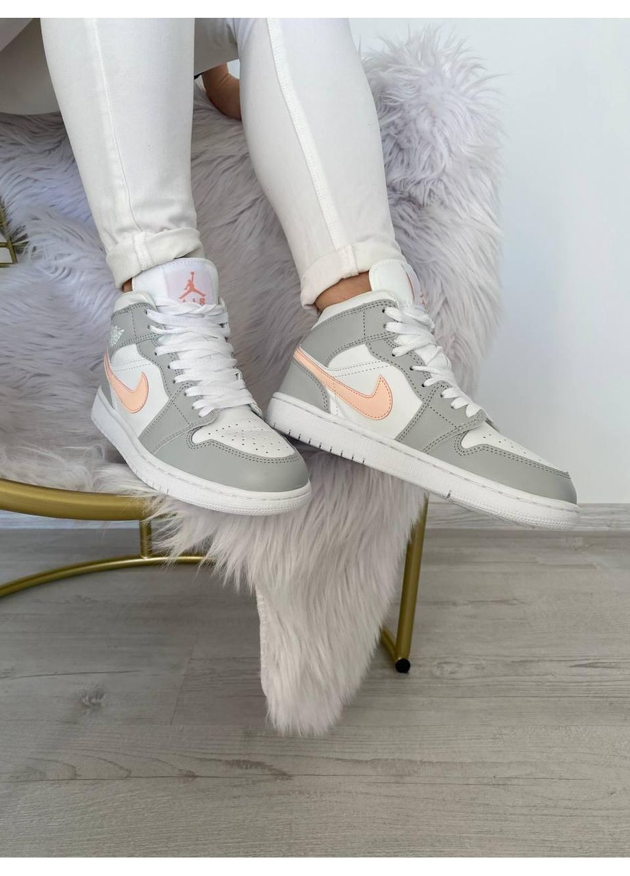 Розовые демисезонные кроссовки мужские nike air jordan 1 retro mid light grey shell pink найк аир джордан No Brand