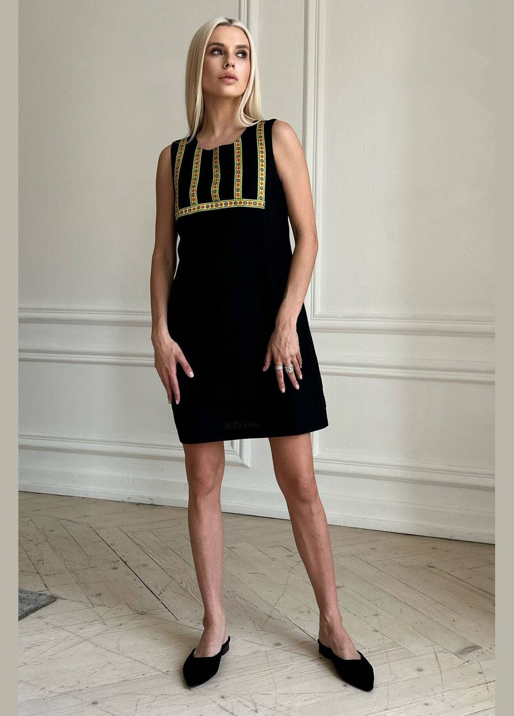 Черный зимний женское платье дарья черное Nenka 4009