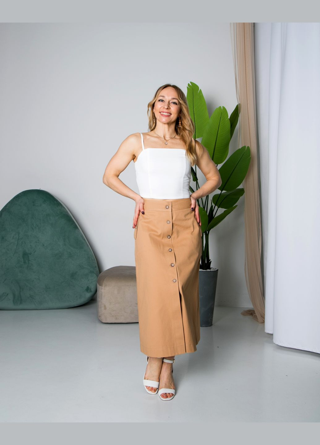 Бежевая женская юбка трапеция 128те черная No Brand