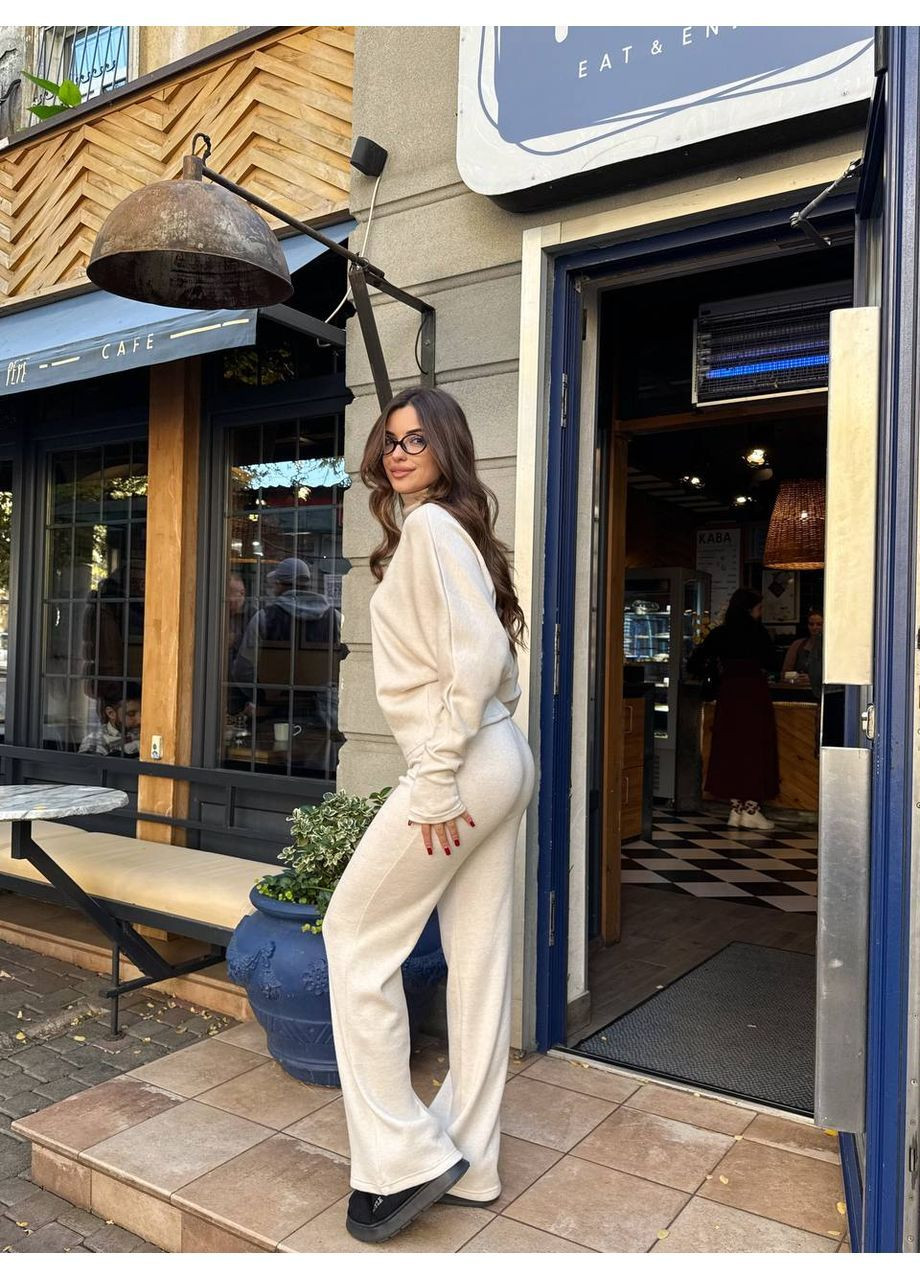 Теплий жіночий костюм з ангори Adelante (365718202)