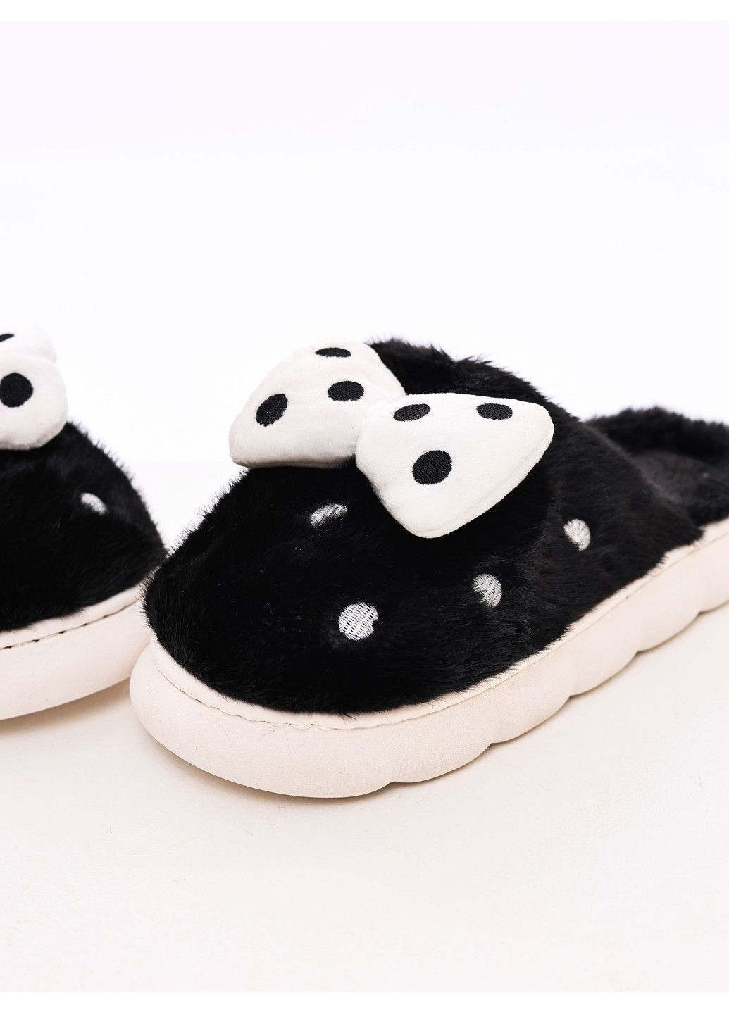 Черные тапочки женские STREAM