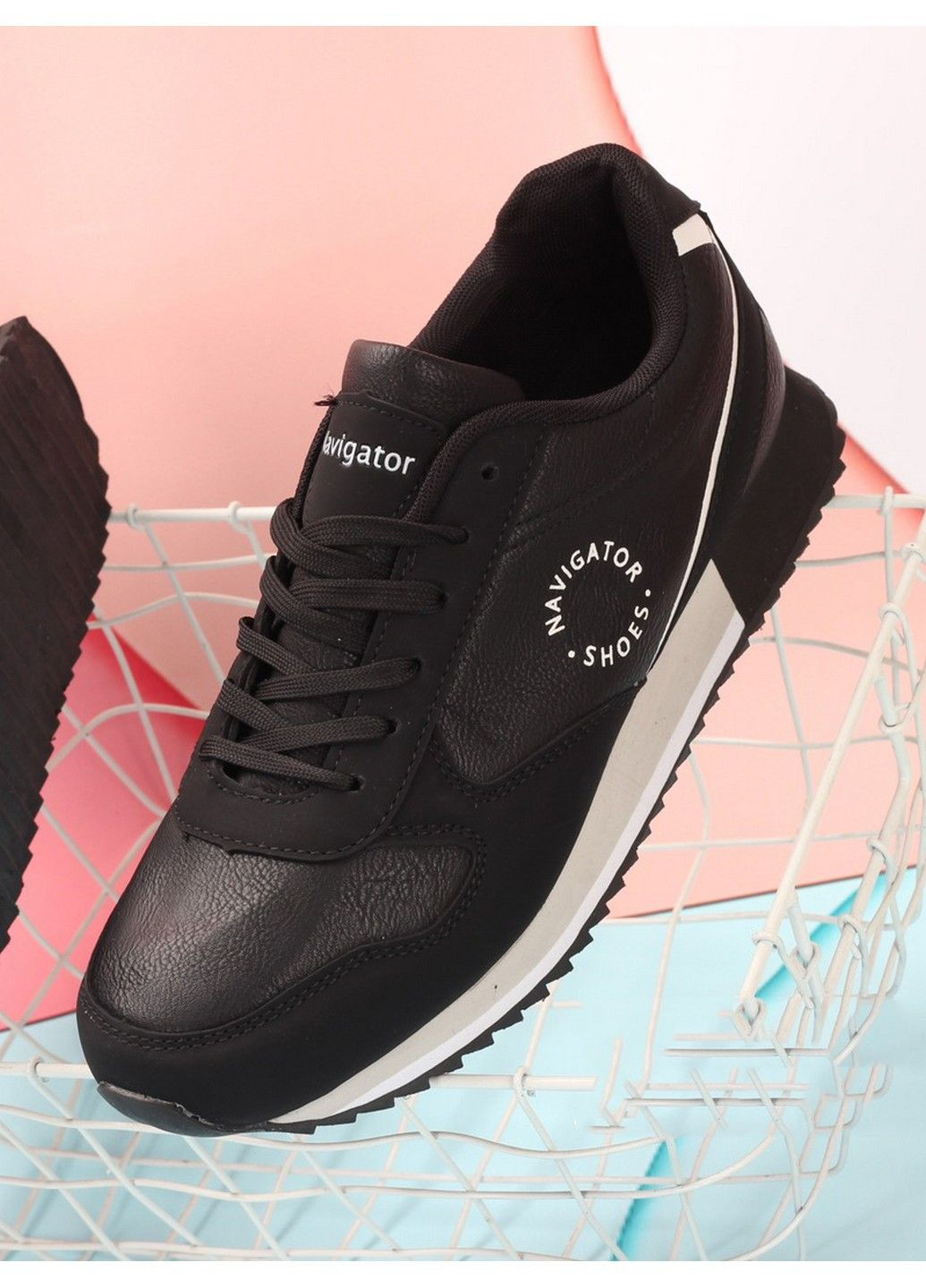 Чорно-білі всесезон кросівки ap1081-4 Navigator