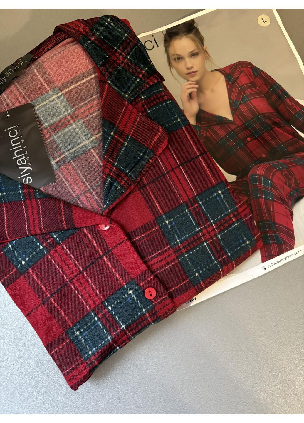 Червона зимня піжама жіноча трикотажна, червона клітинка (big size) сорочка + брюки Leyla