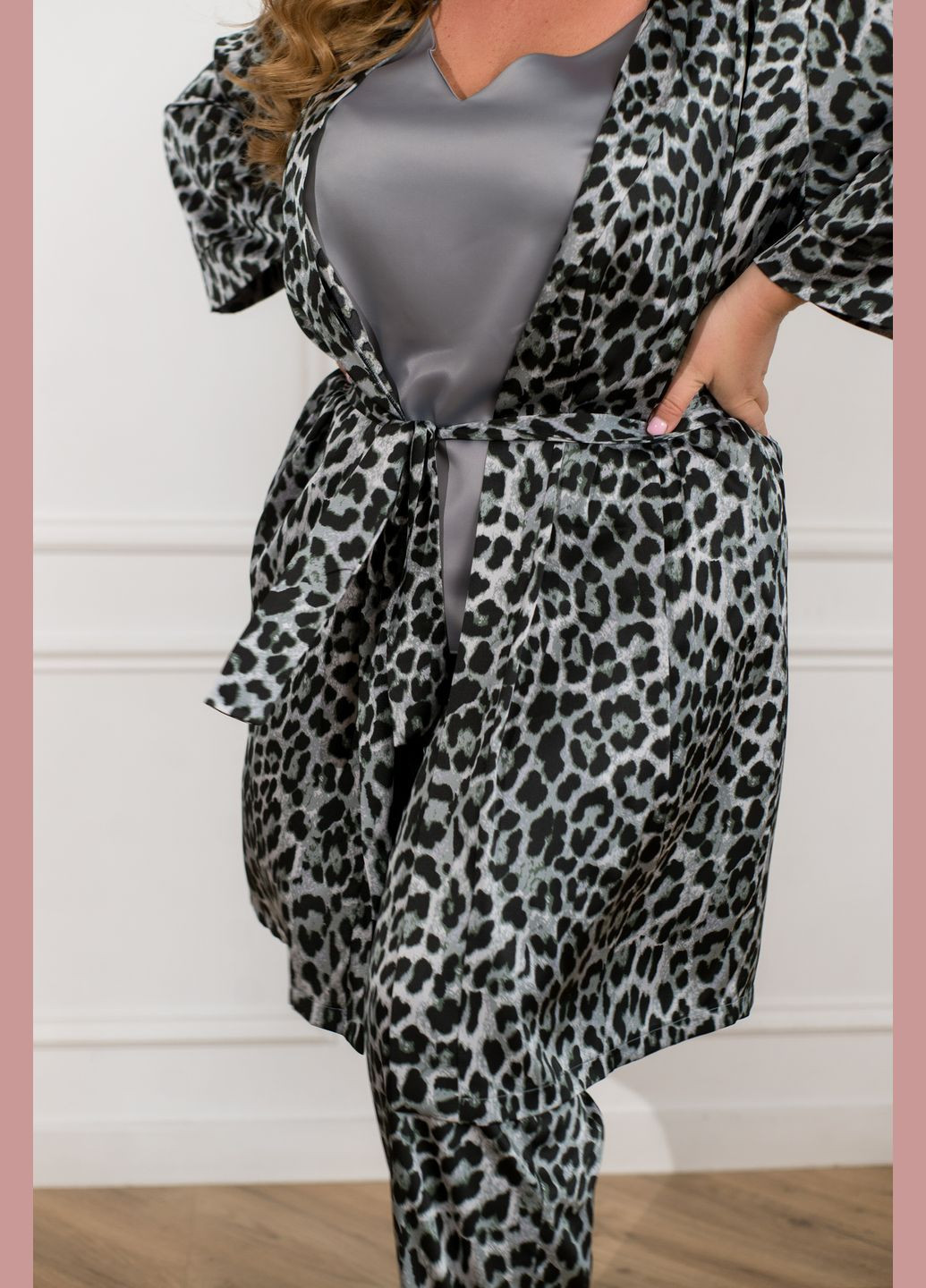 Сіра всесезон домашній шовковий костюм 3-ка Minova