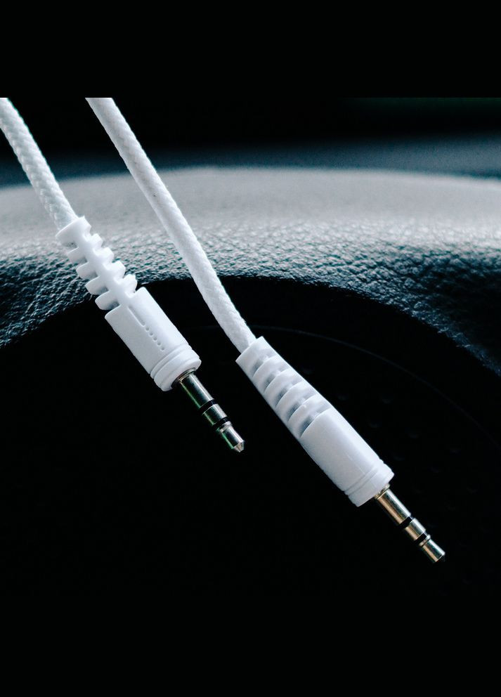 Кабель Audio Cable 3.5 мм - 3.5 мм (M/M), 1.2 м, White (4029948026954) Xqisit (368594099)