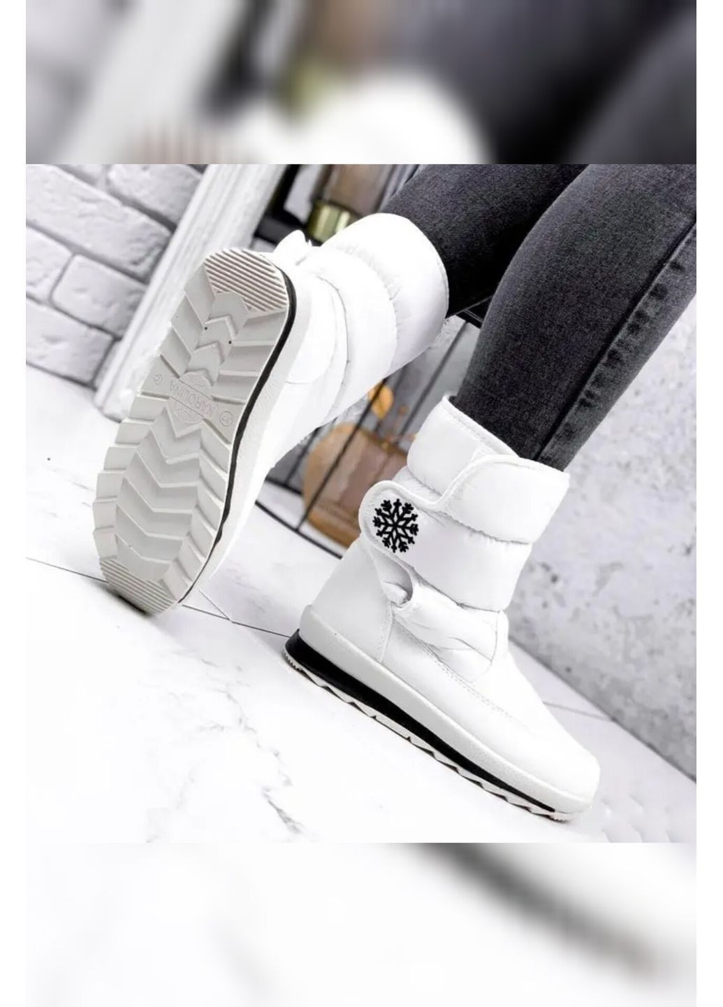 Зимові дутики жіночі білого кольору з хутром і липучкою Favorit Дутики (363021058)