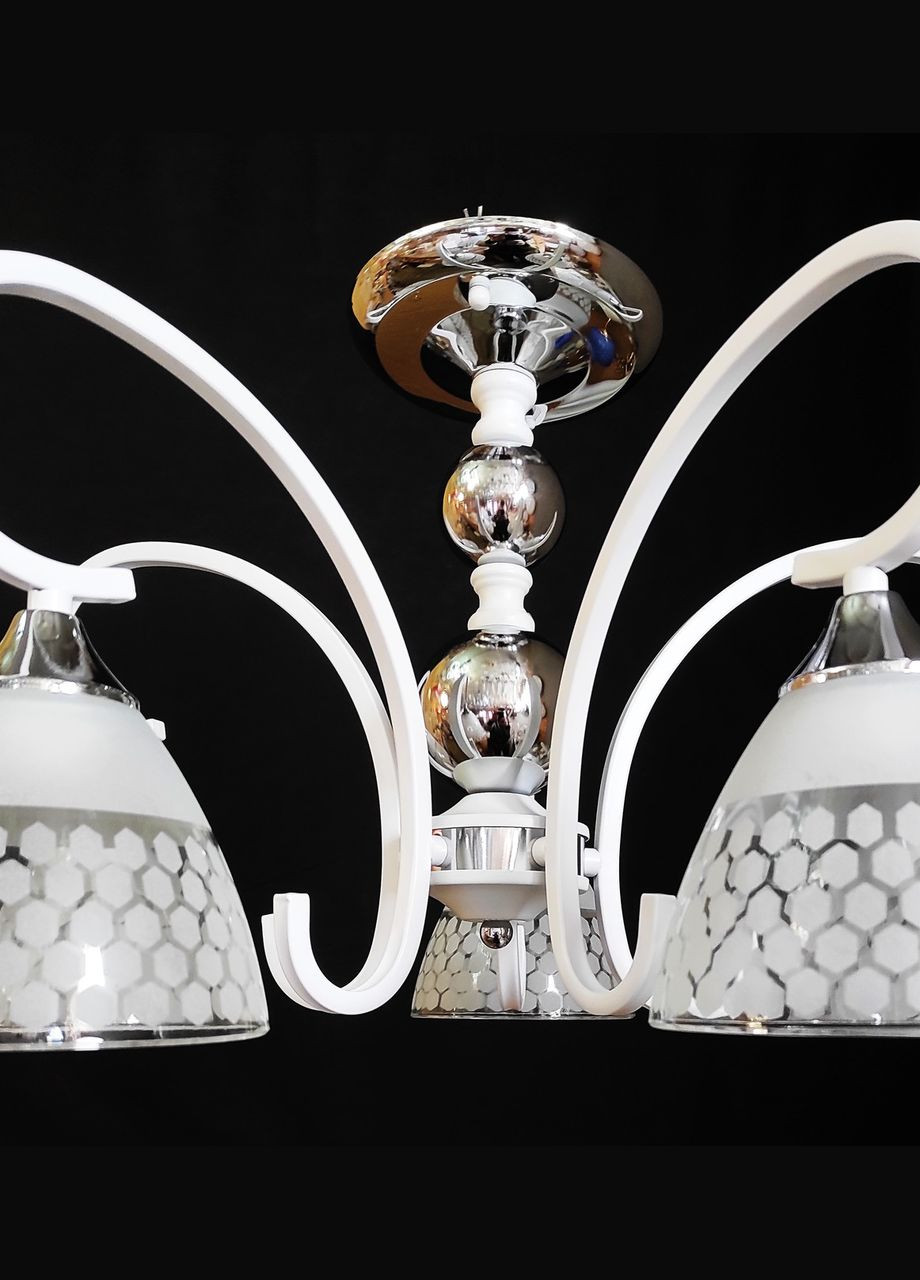 Современная люстра в классическом стиле белая на 5 ламп 193541/5. Sirius (337512919)