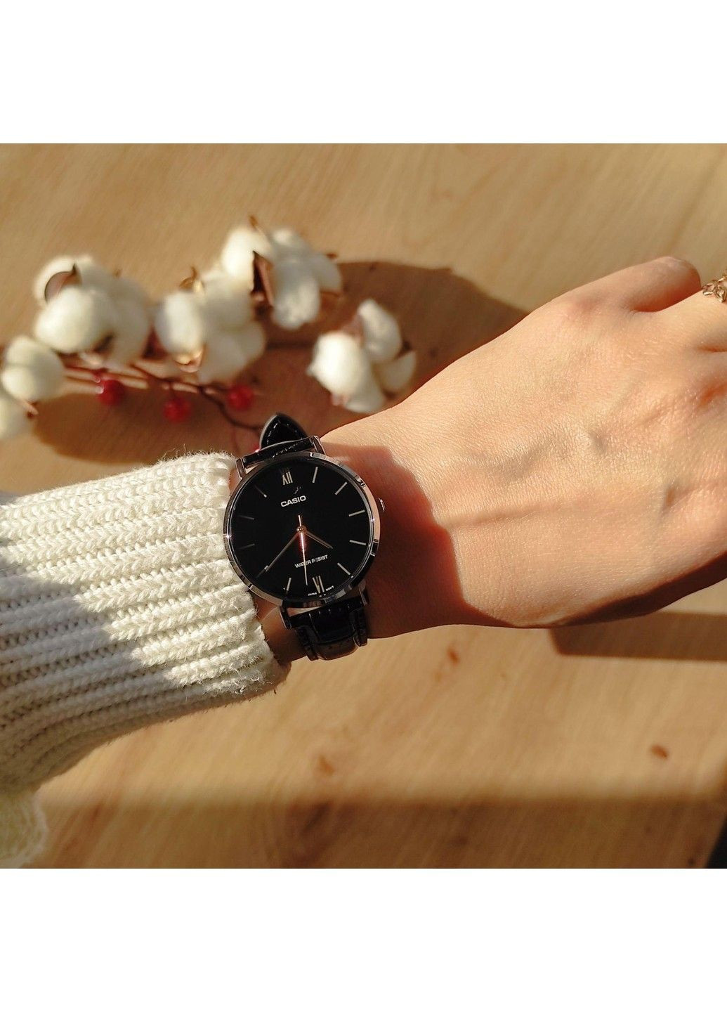 Жіночий годинник LTP-VT01L-1B Casio (363027226)