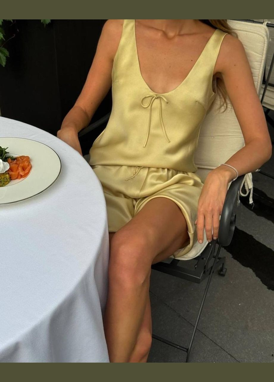 Шовковий костюм в білизняному стилі Adelante (341086245)