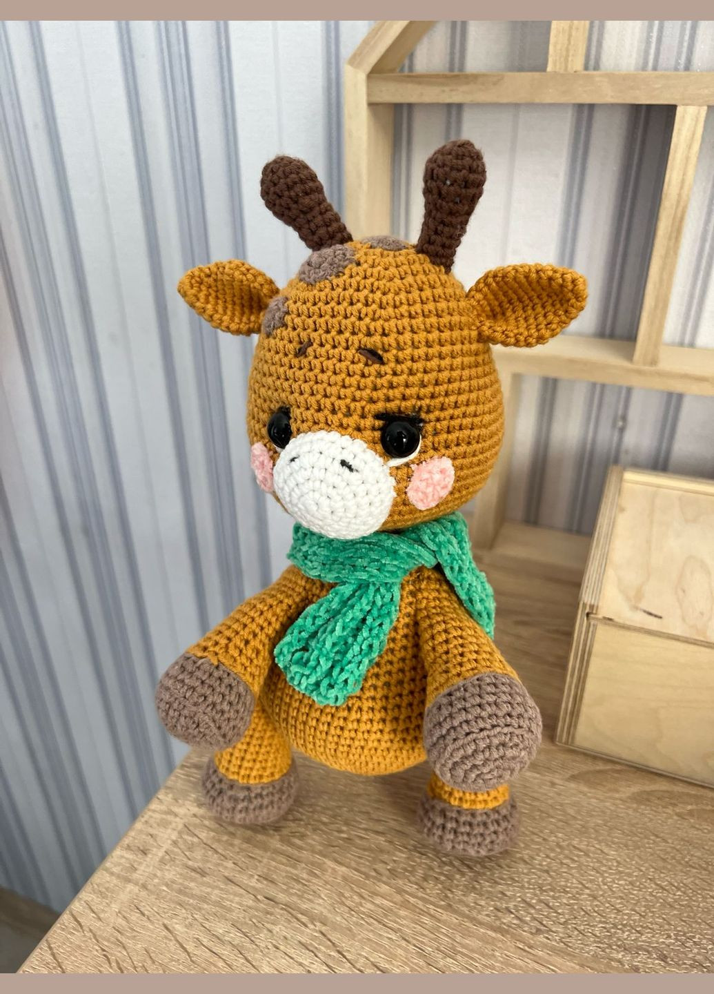 Жираф в'язаний 25см, м'яка іграшка ручної роботи. Handmade (322528096)