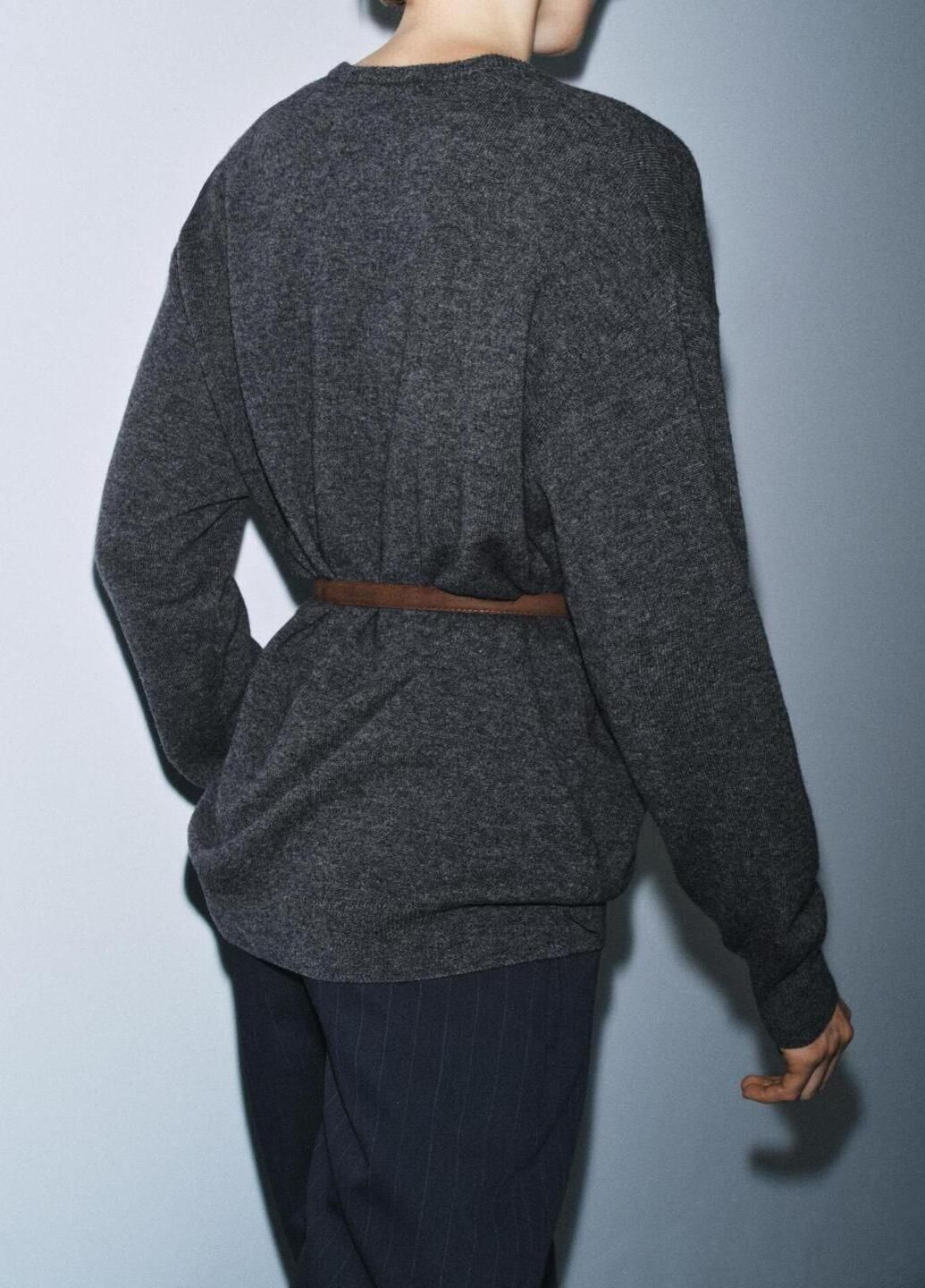 Серый демисезонный свитер Zara