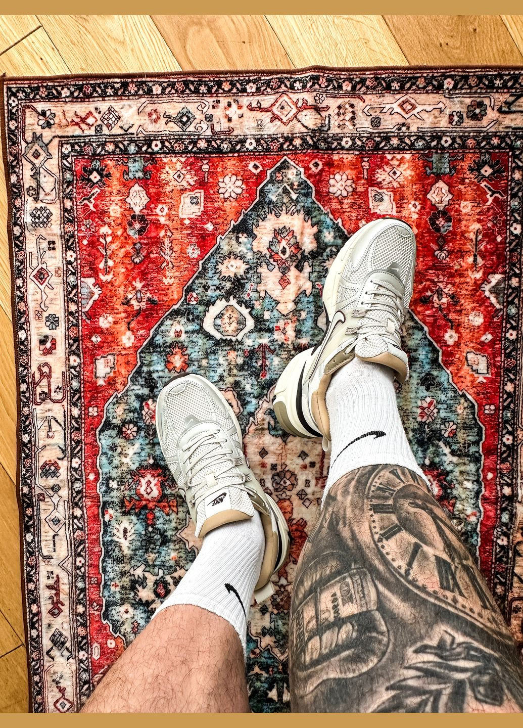 Бежевые демисезонные кроссовки мужские и женские nike runtekk orewood brown light bone | найк рунтекк оревуд бежевые No Brand