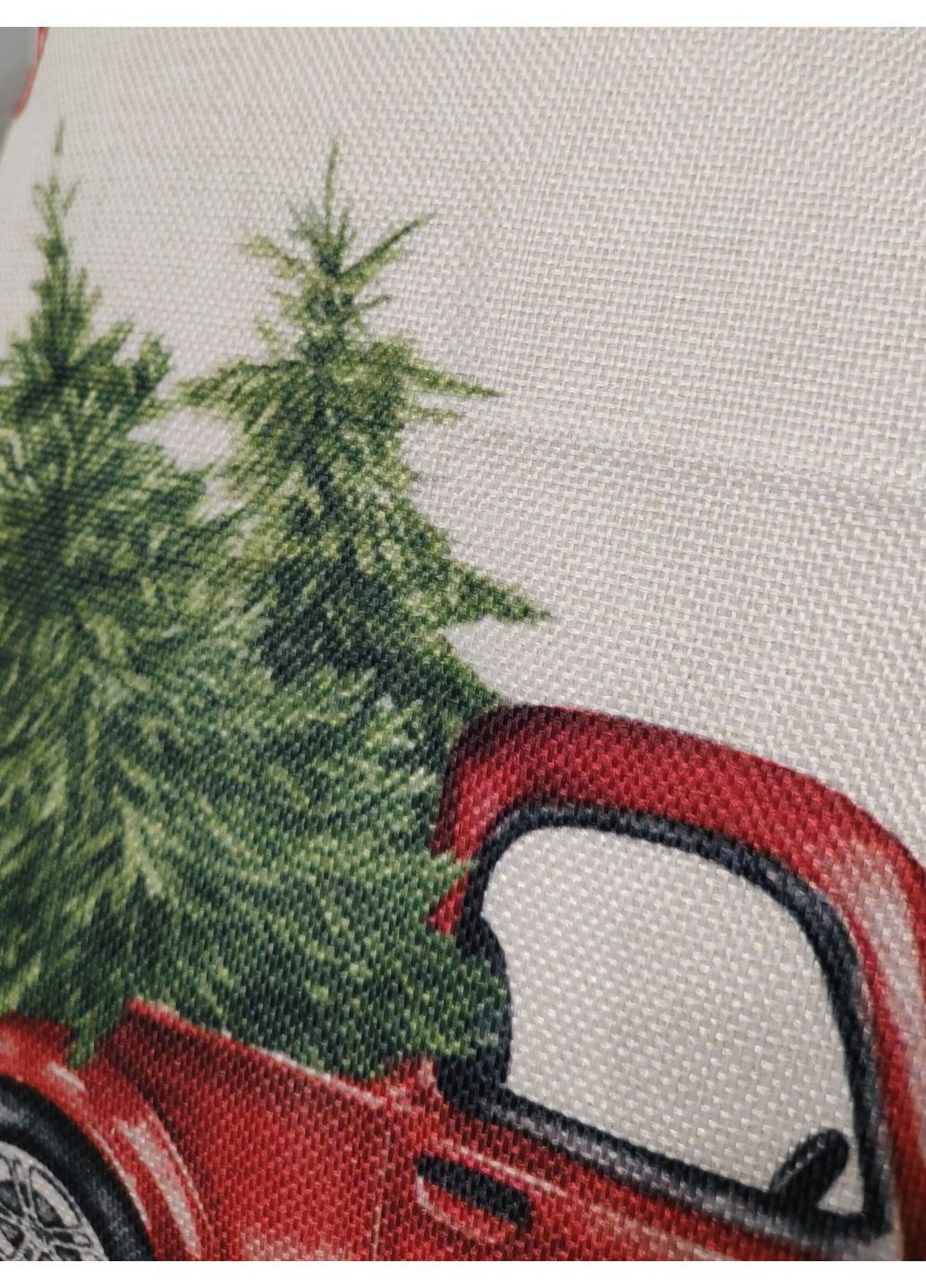 Наволочка новорічна "Ретро автомобіль з ялинками" 45х45 см No Brand (363187998)