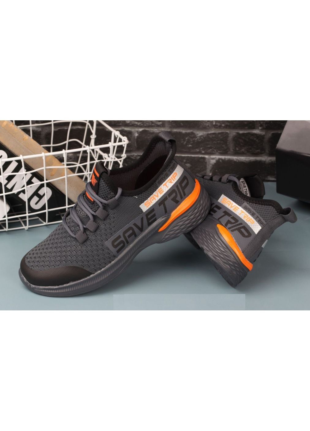 Серые всесезонные кроссовки 529 белые, сетка. размер 40 Navigator