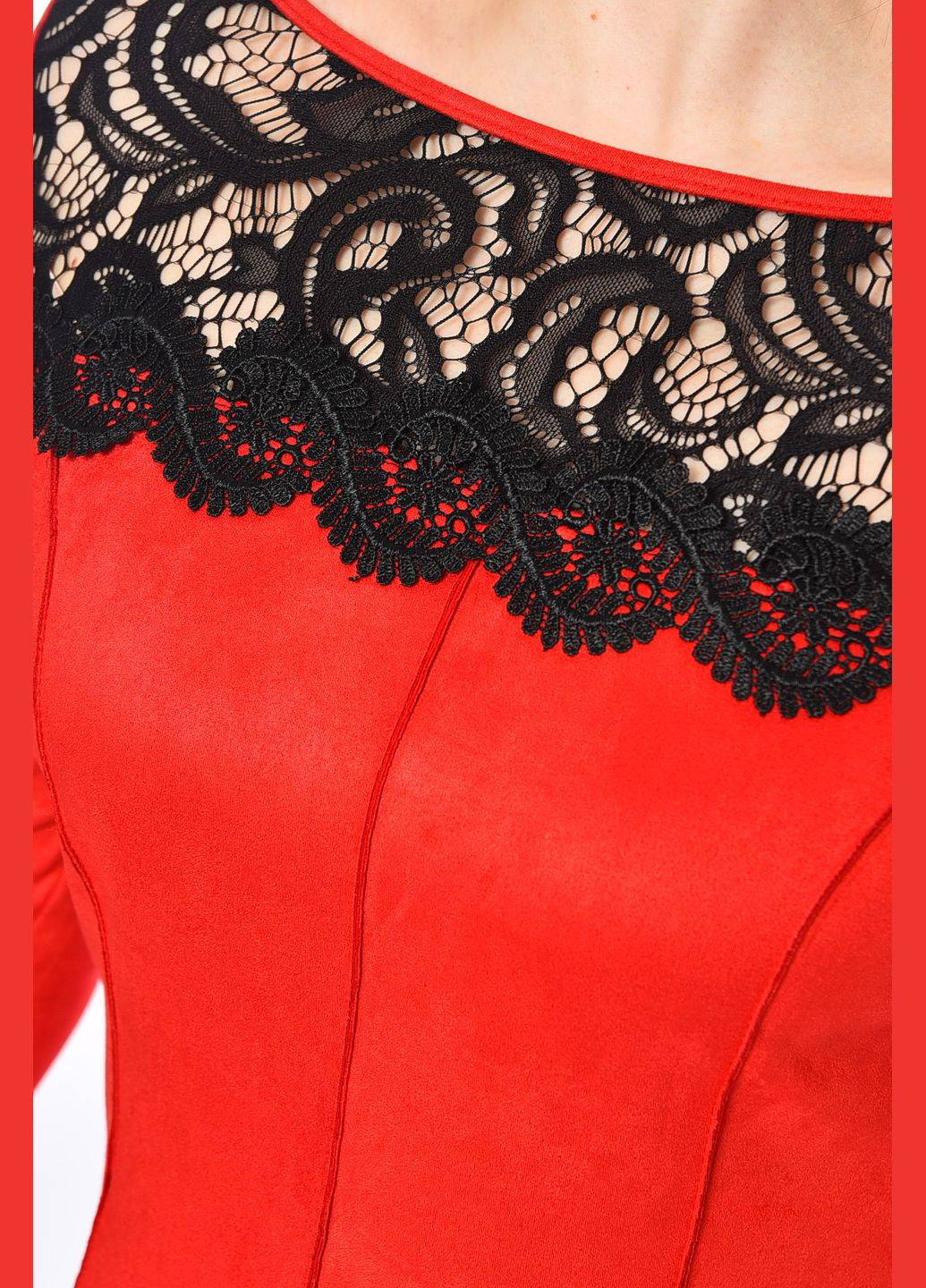 Червона вечірня сукня жіноча червоного кольору силуетна Let's Shop однотонна