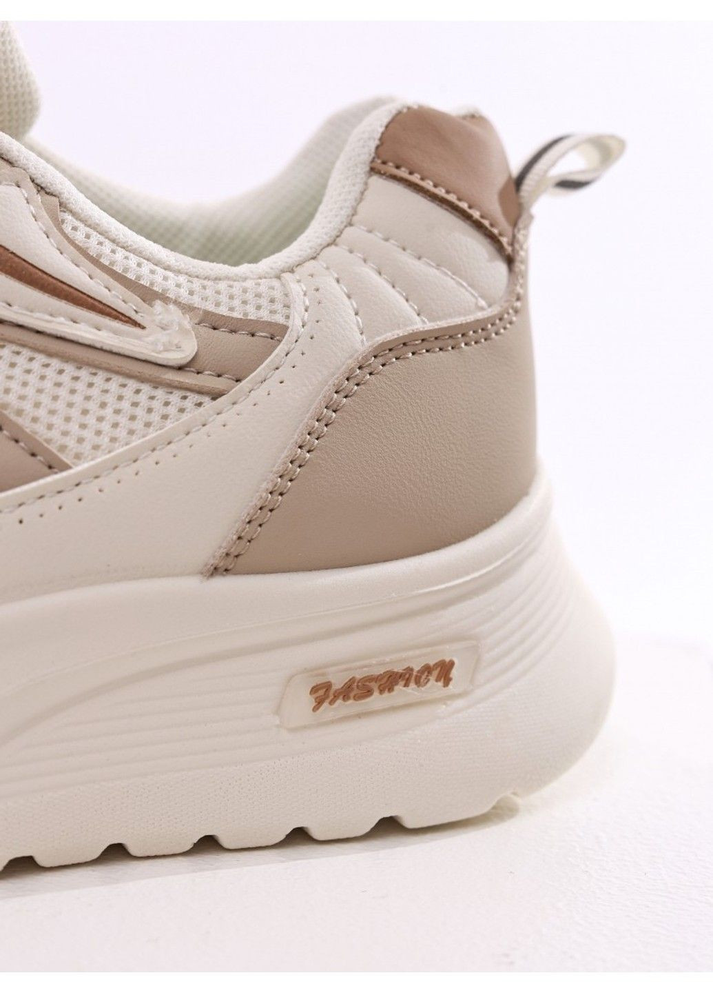 Кросівки жіночі Dageni молочні (351224791)