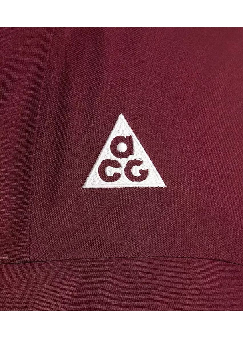 Бордова демісезонна куртка Nike