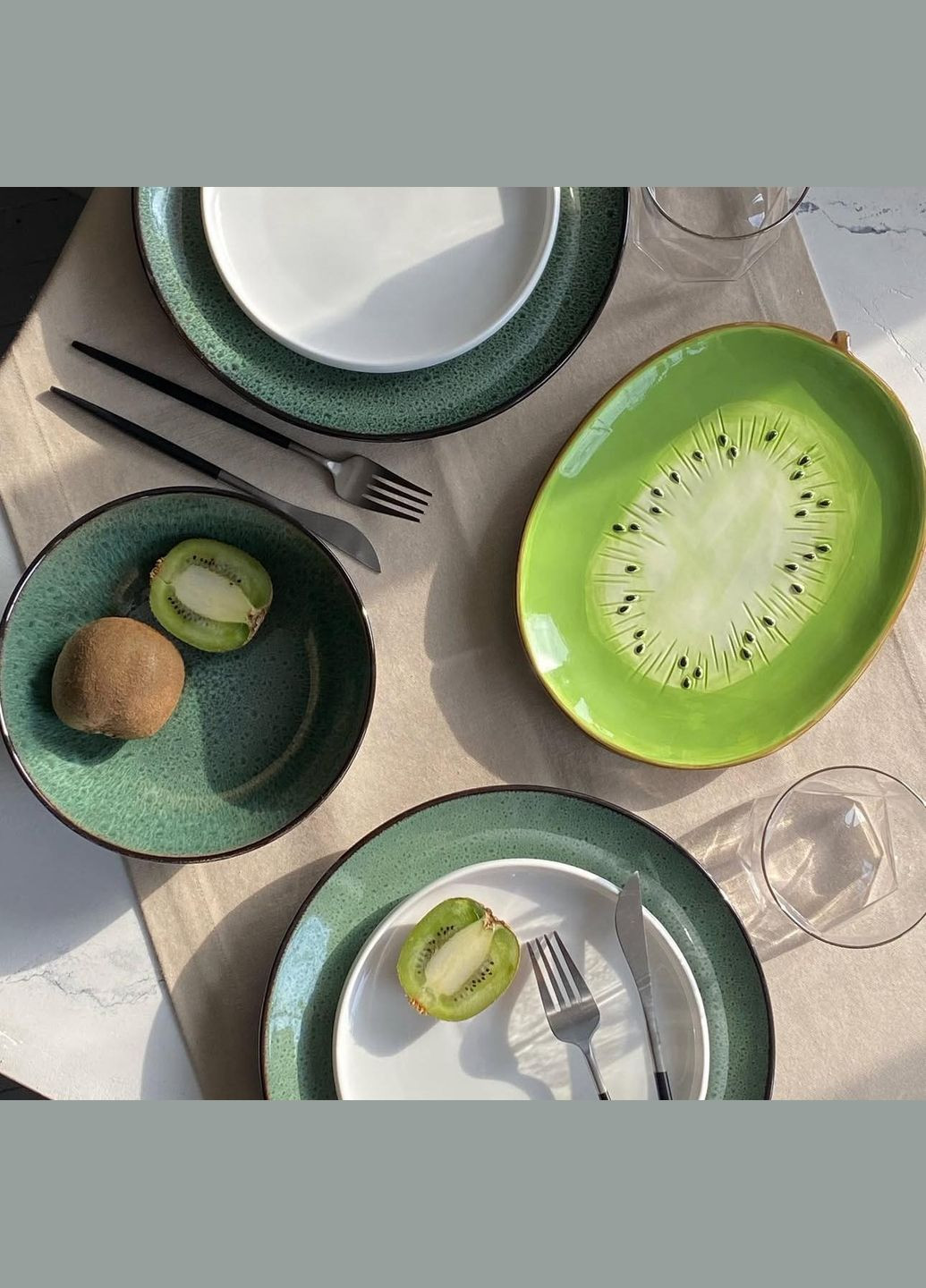 Тарелка керамическая Kiwi, 27*21*2.5см No Brand (333036890)