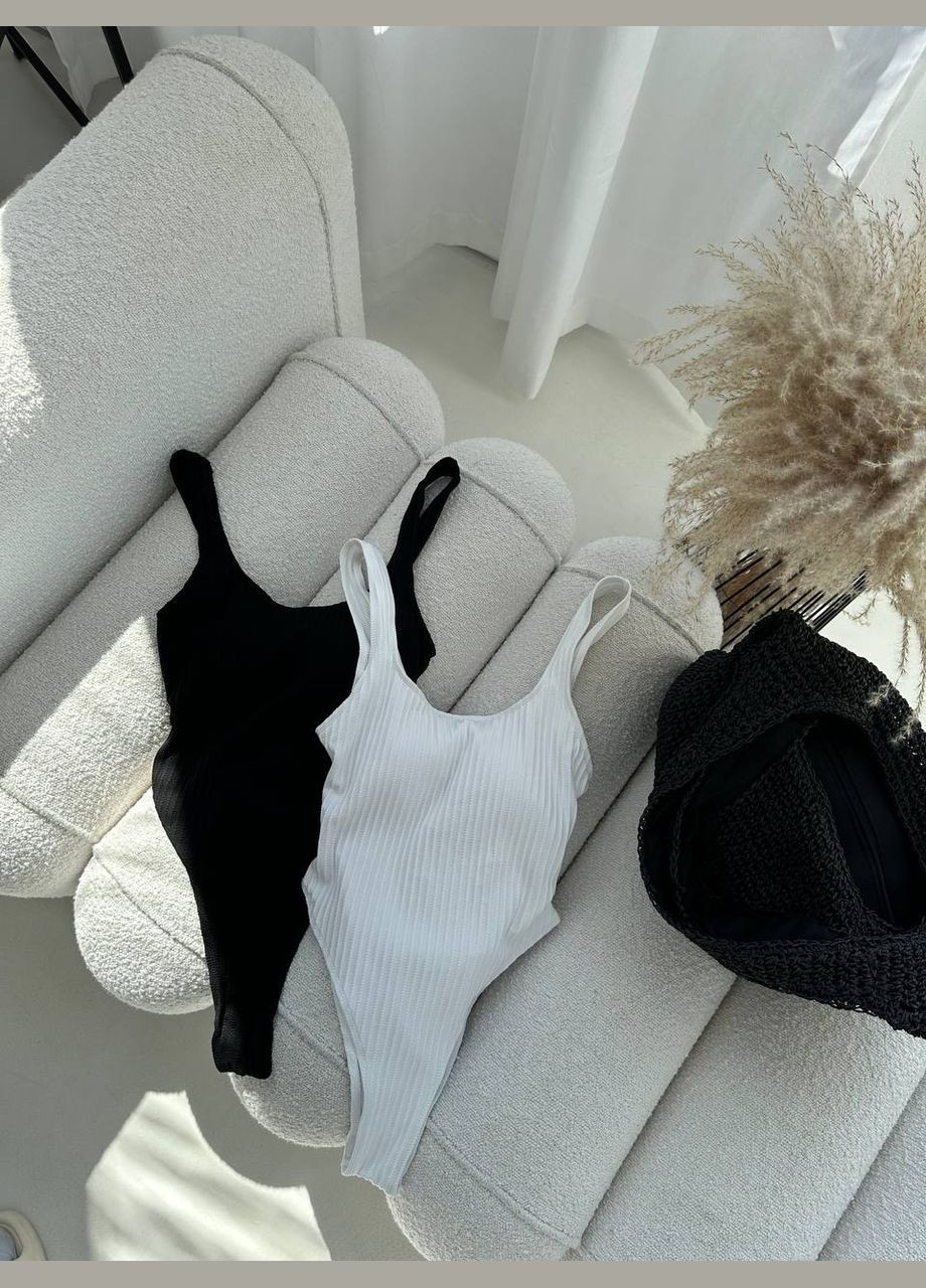 Черный летний стильный купальник в рубчике с красивой спинкой. слитный Vakko