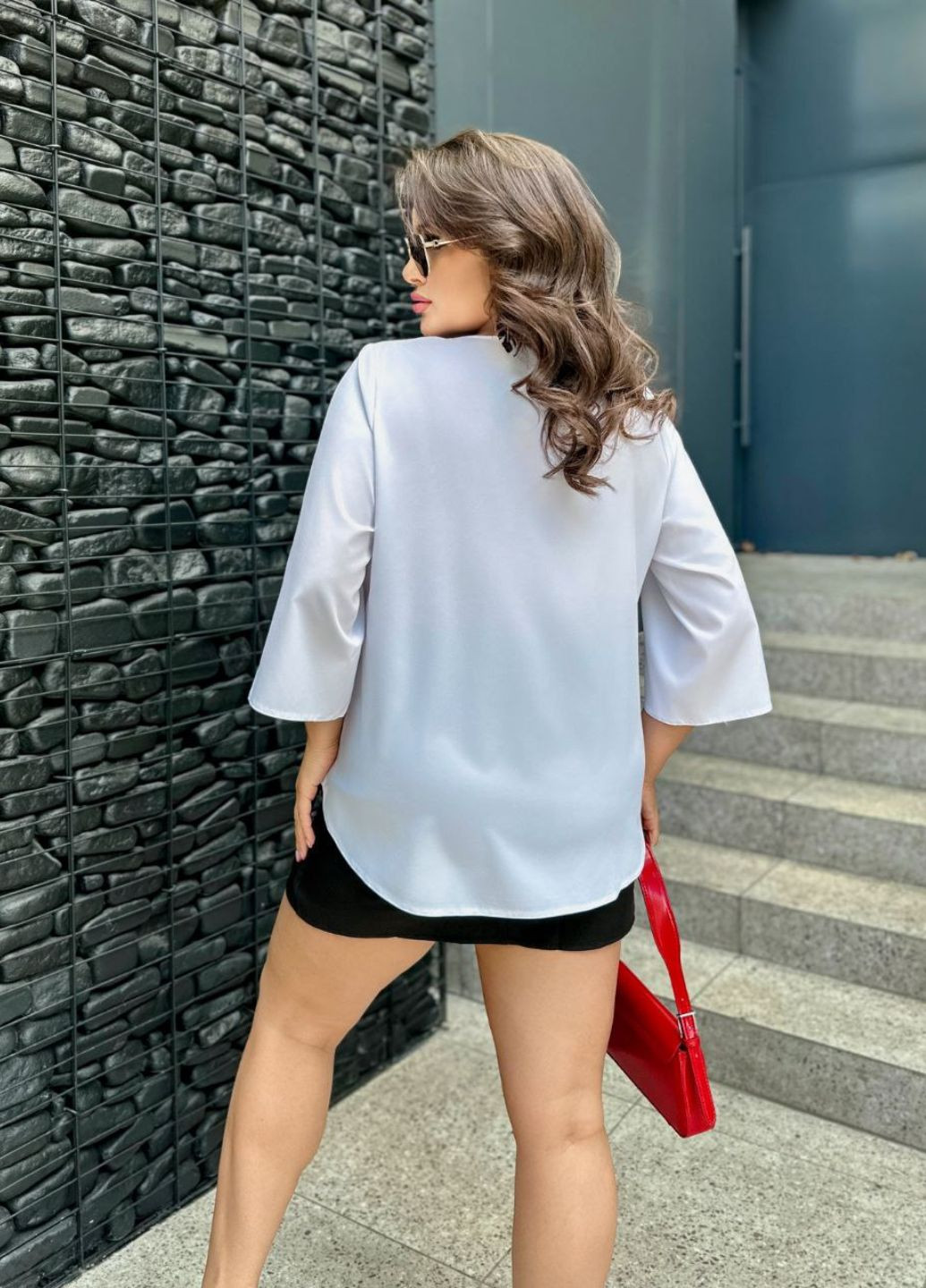 Белая блуза с разрезами на рукавах Tik-Tak