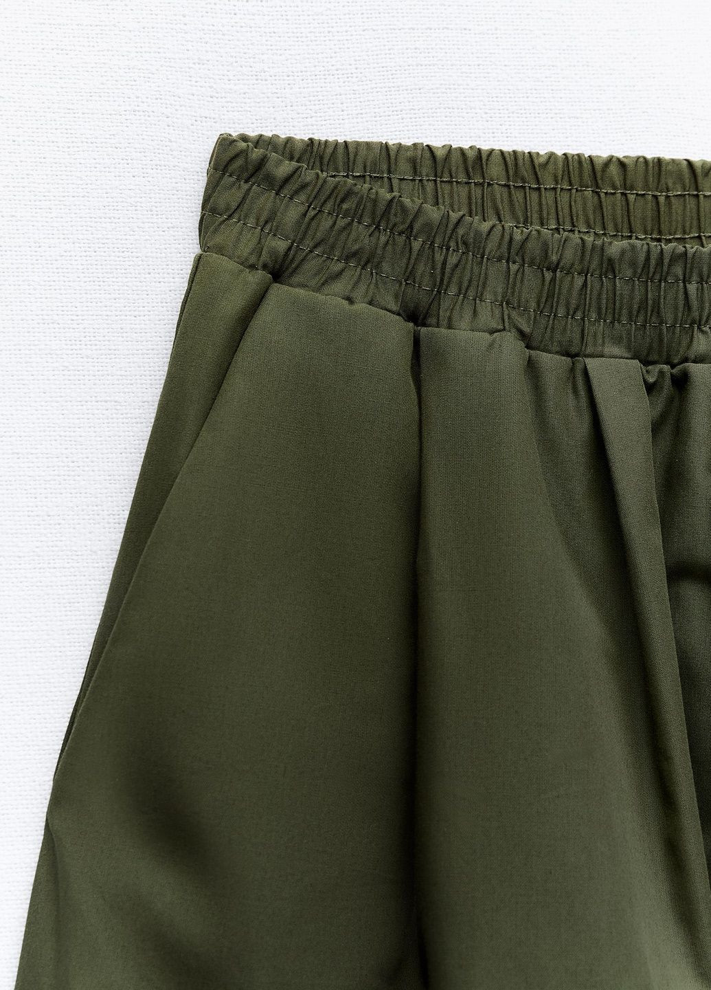 Оливковая (хаки) повседневный однотонная юбка Zara
