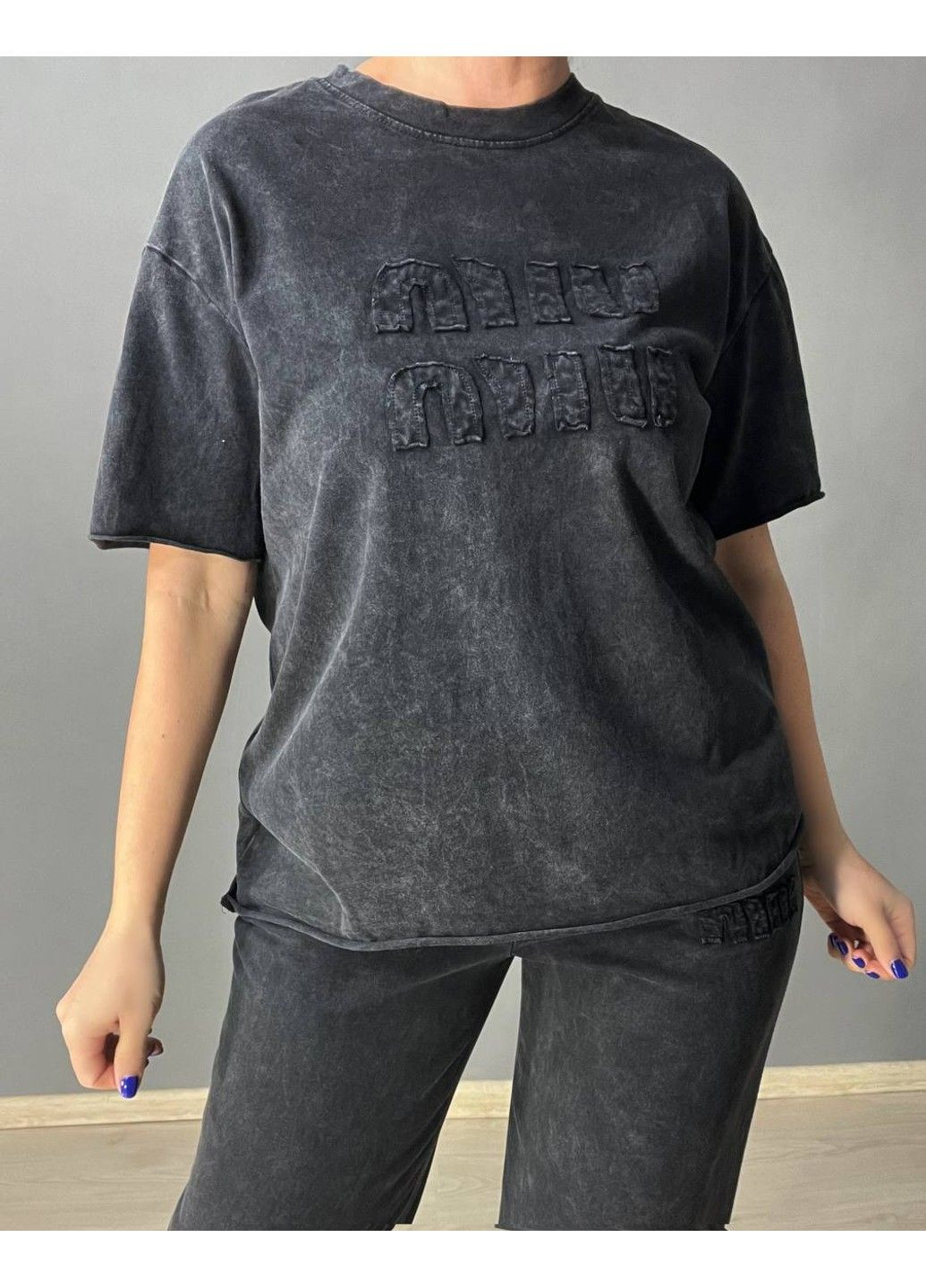 Костюм женский YUJIE YISHANG 7401 футболка с брюками тай-дай вышивка черный No Brand (329369529)