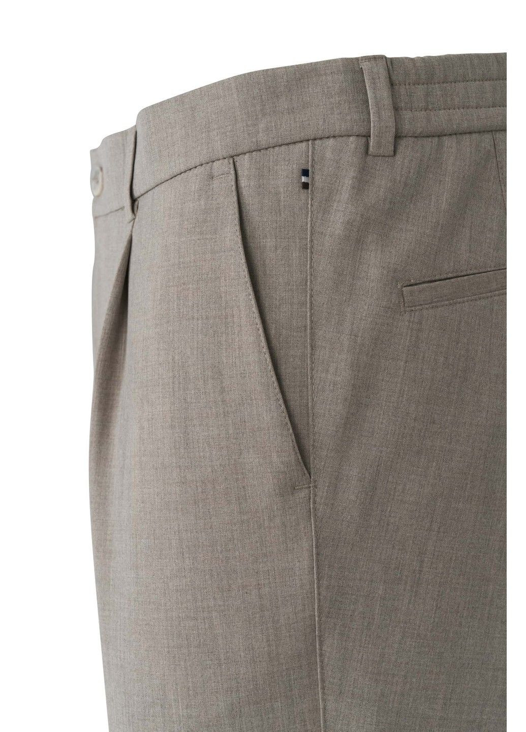 Бежевые летние зауженные брюки Bugatti