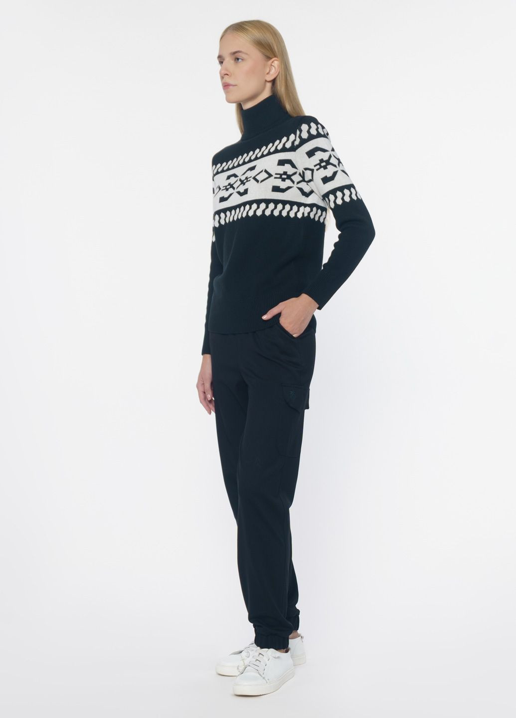 Черный зимний свитер женский черный Arber T-neck WW1 WTR-151