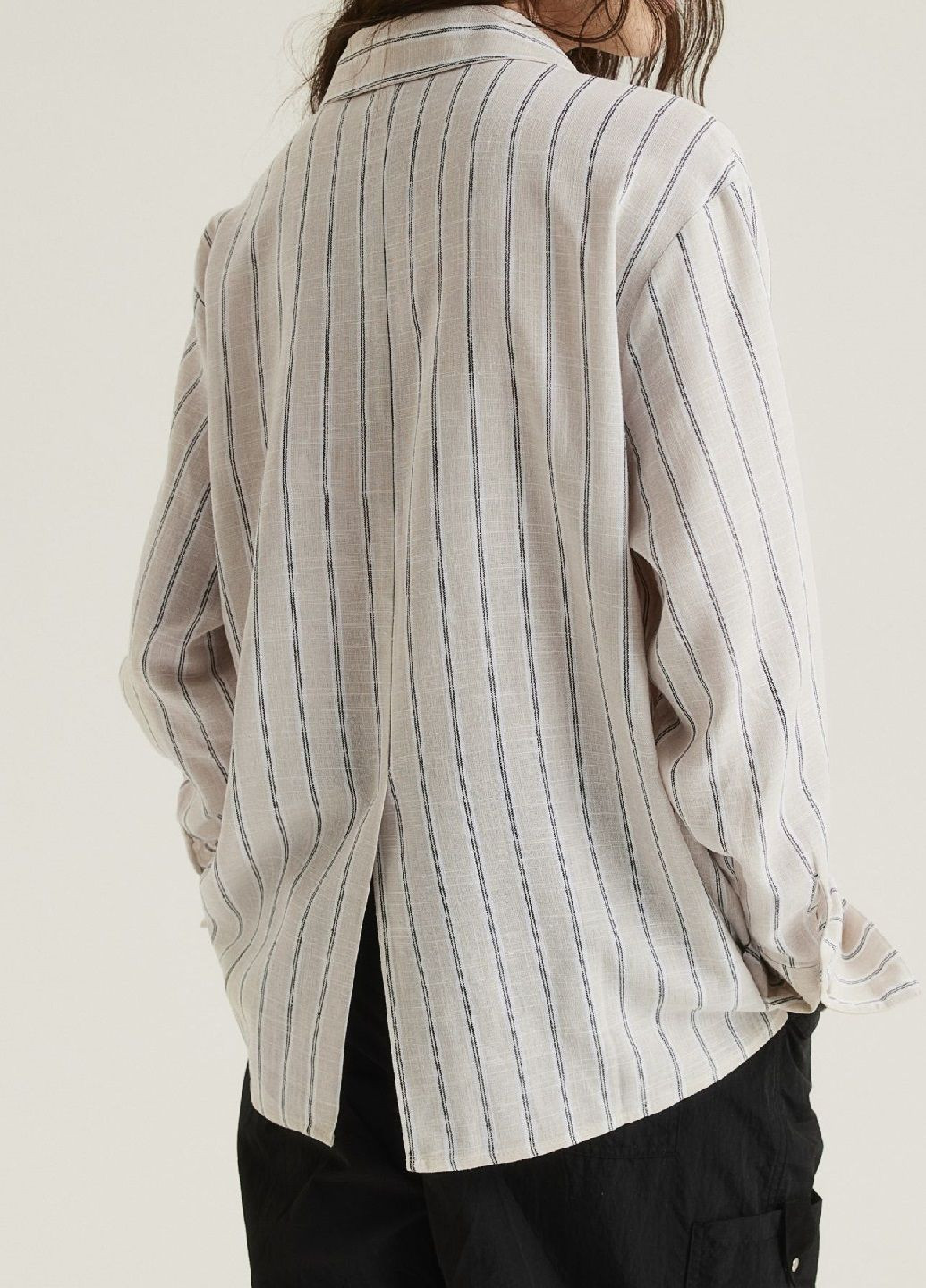 Светло-бежевая классическая рубашка в полоску H&M