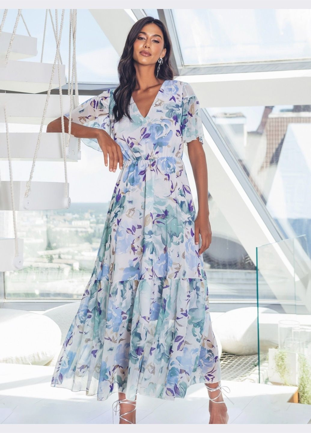 Белое шифоновое платье белого цвета в цветочный принт Dressa