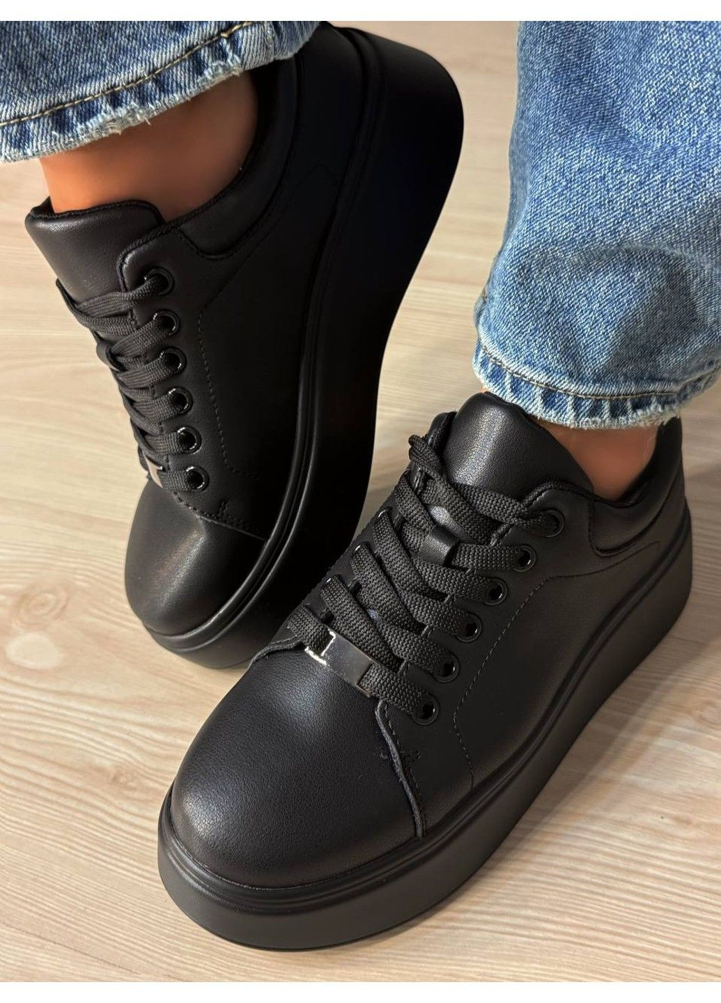 Чорні кеди жіночі 537-5 шкіряні на платформі чорні Hengji