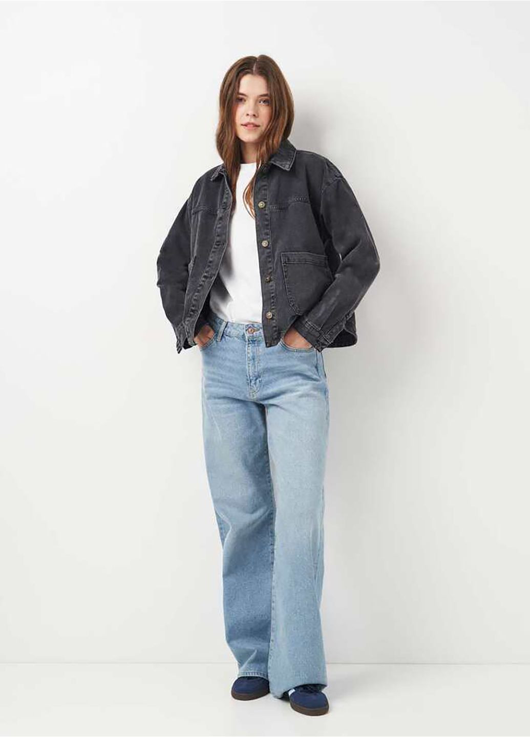 Темно-синяя демисезонная куртка джинсовая Veto jeans