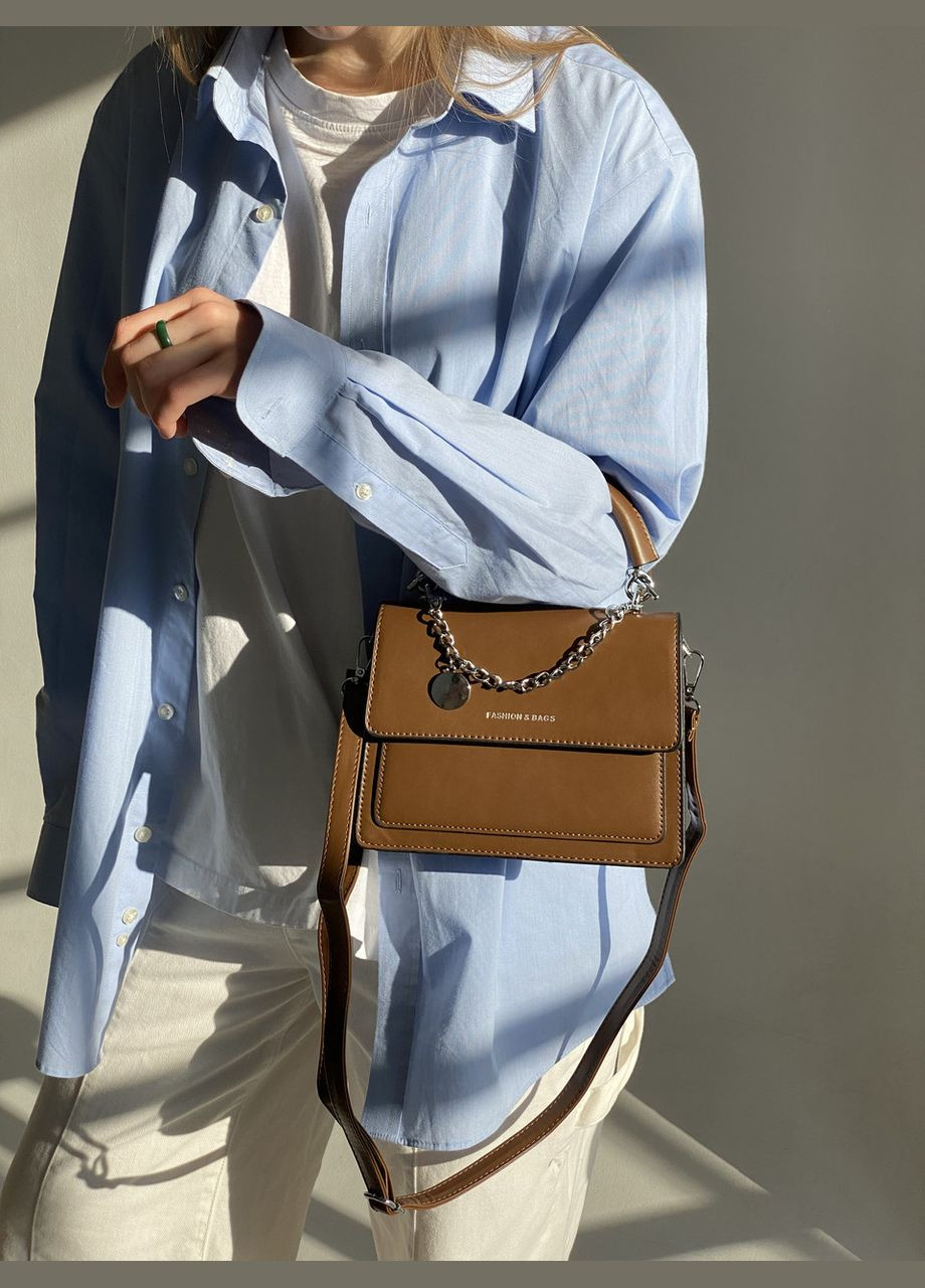 Женская сумка 10210 кросс-боди на ремешке через плечо коричневая No Brand (292631145)