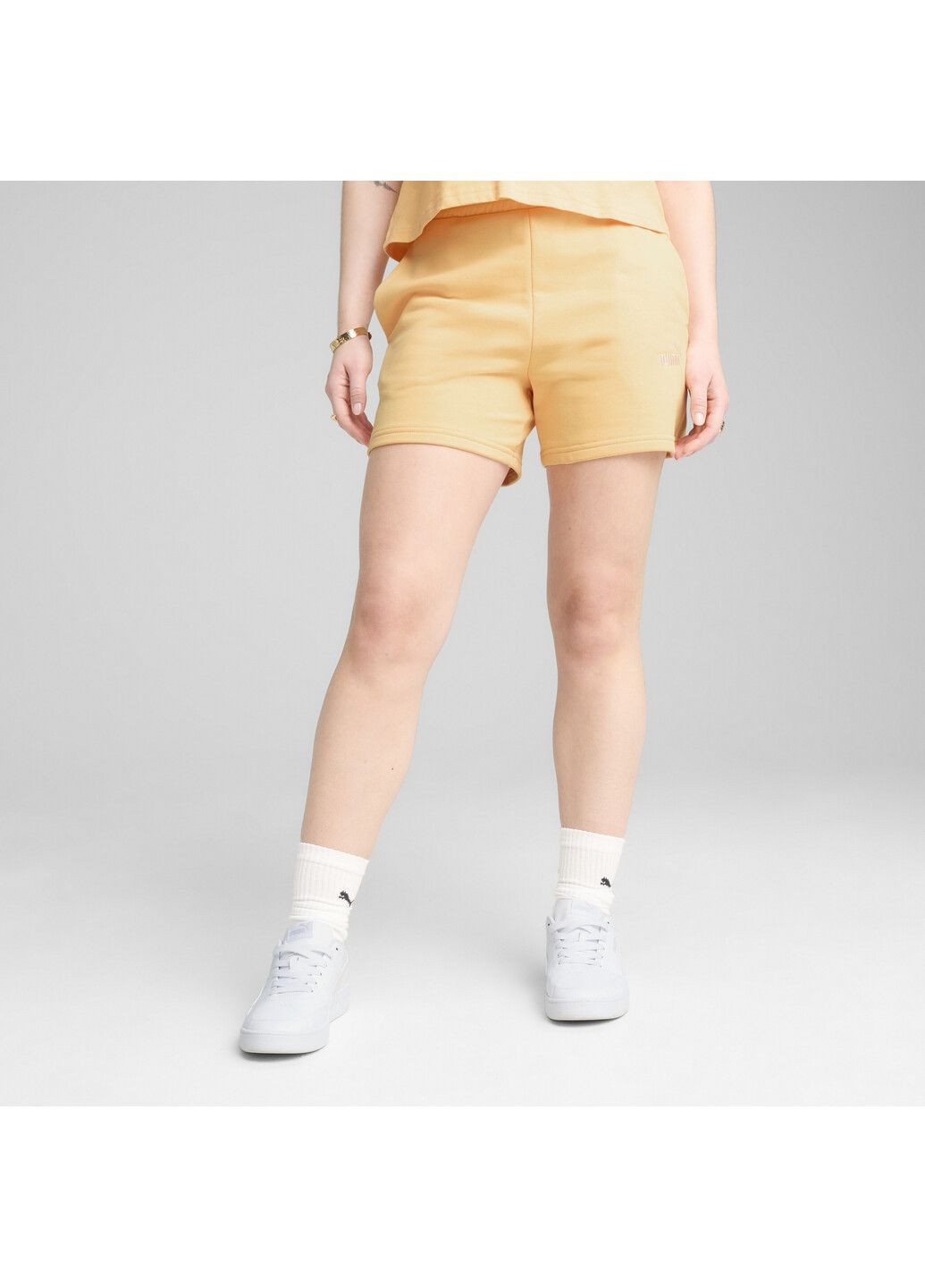 Шорти ESS Small No. 1 Logo 5'' High-Waist Shorts Women Puma (317249062)