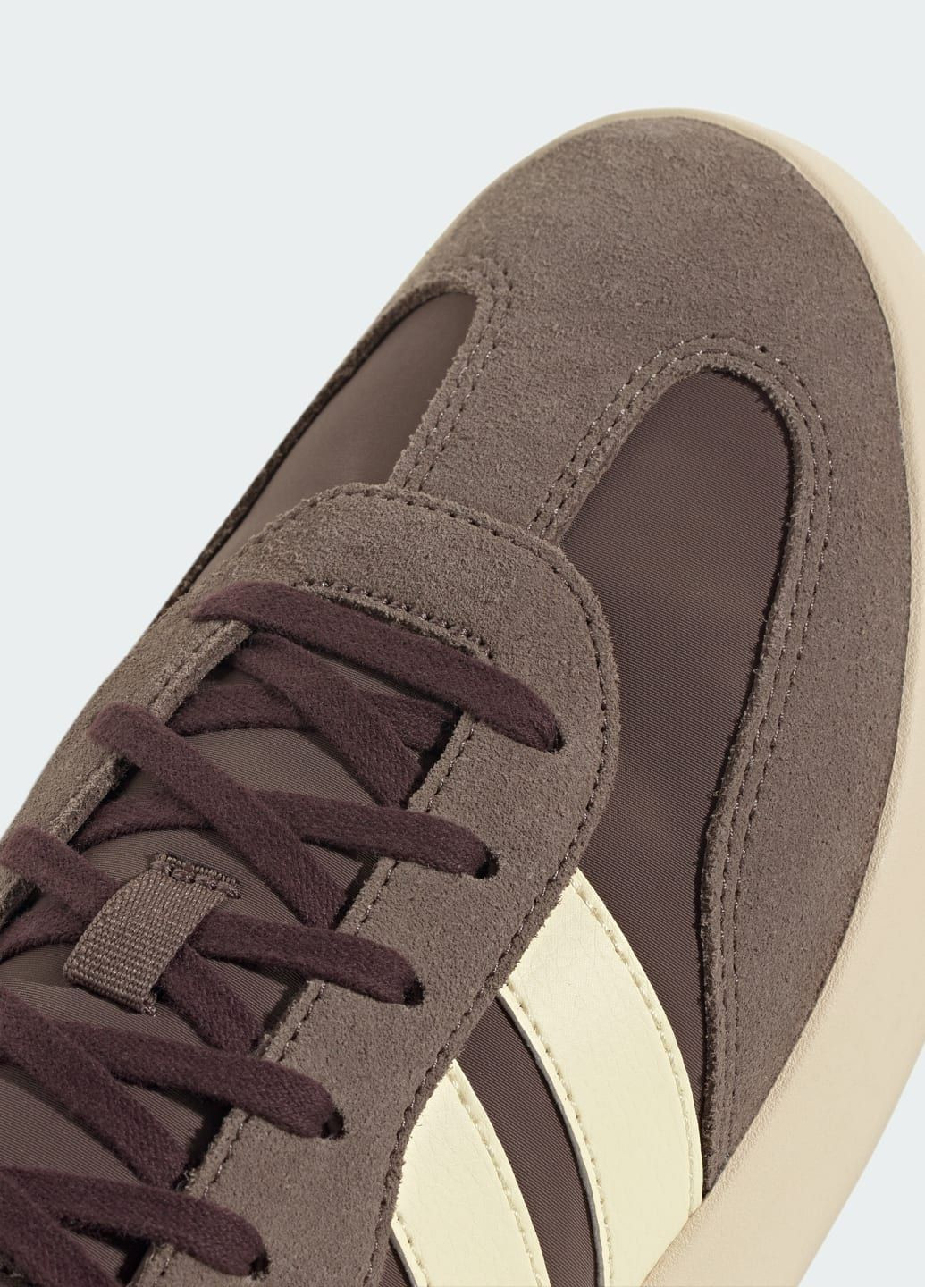 Коричневі Літні кросівки barreda decode adidas