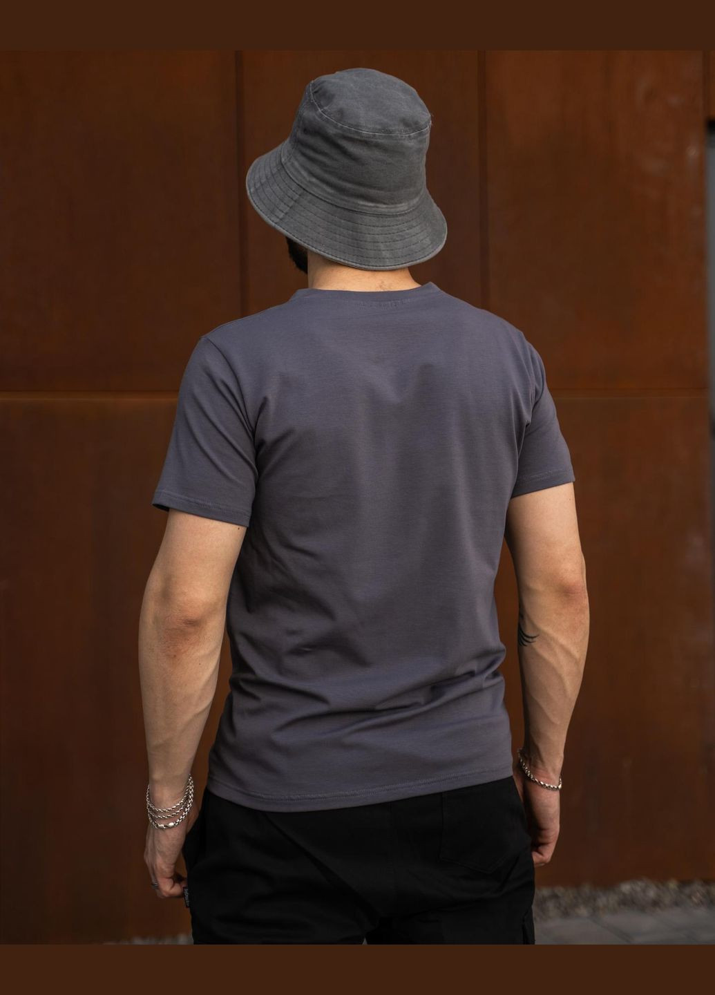 Темно-серая патриотическая футболка Vakko