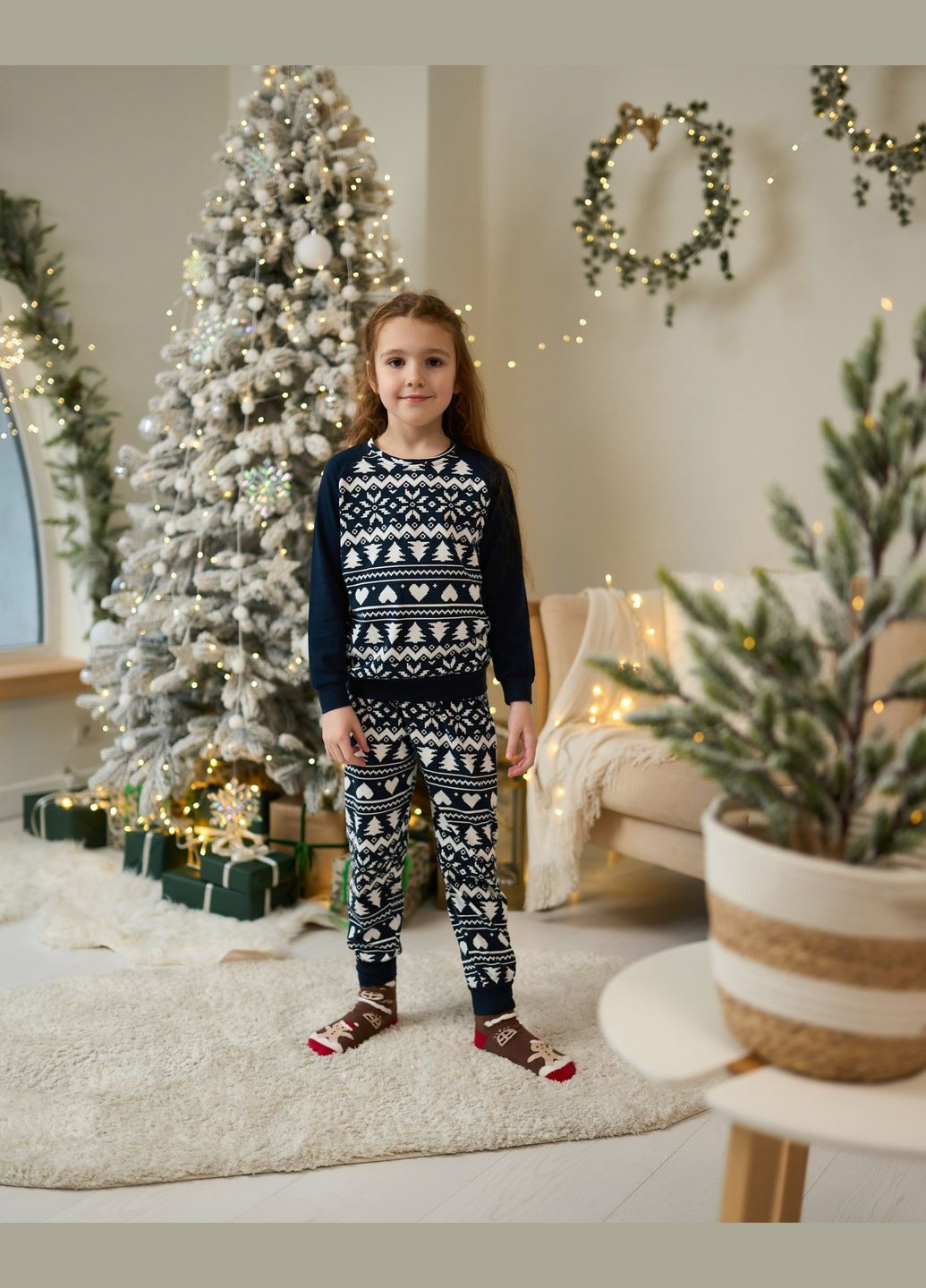 Темно-синяя всесезон детская пижама синего цвета новогодняя кофта брюки хлопчатобумажная tom john family look кофта + брюки Nicoletta