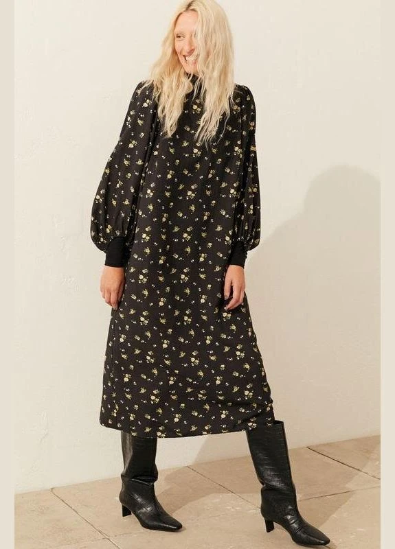 Чорна сукня H&M однотонна