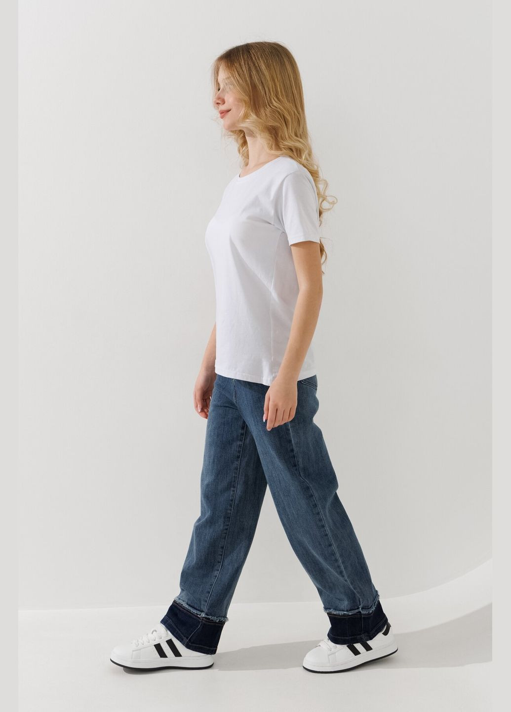 Синие демисезонные джинсы однотонные для девочки d001 152 см синий shop (2000990891396) Moyaberla