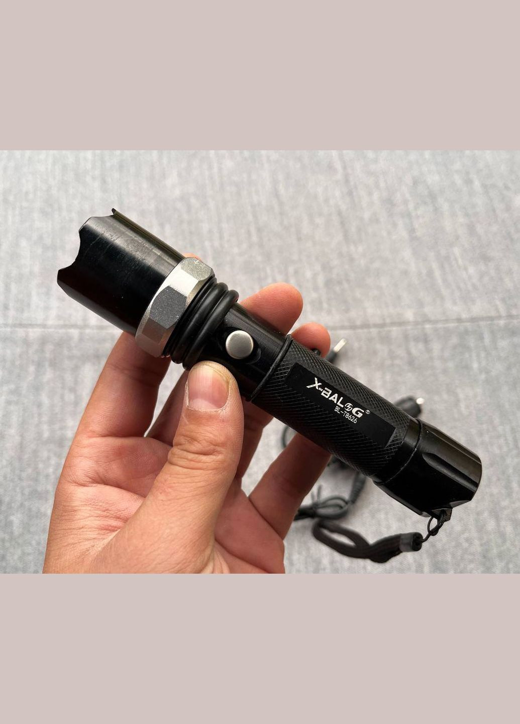 Сверхмощный сверхъяркий ручной аккумуляторный фонарь BL T8626 T6 противоударный фонарик Zoom 18650 X-Balog (297332070)