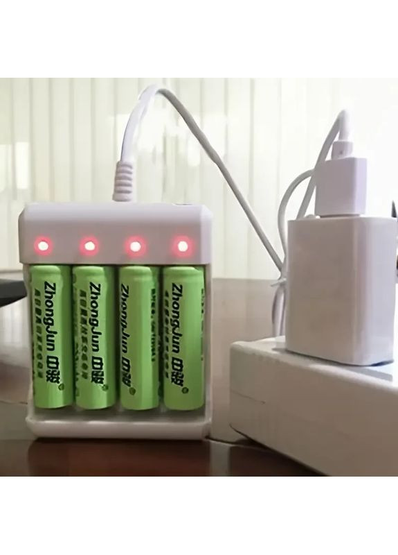 Інтелектуальний зарядний пристрій від USB на 4 акумулятори АА или ААА зарядка білий No Brand (363329726)