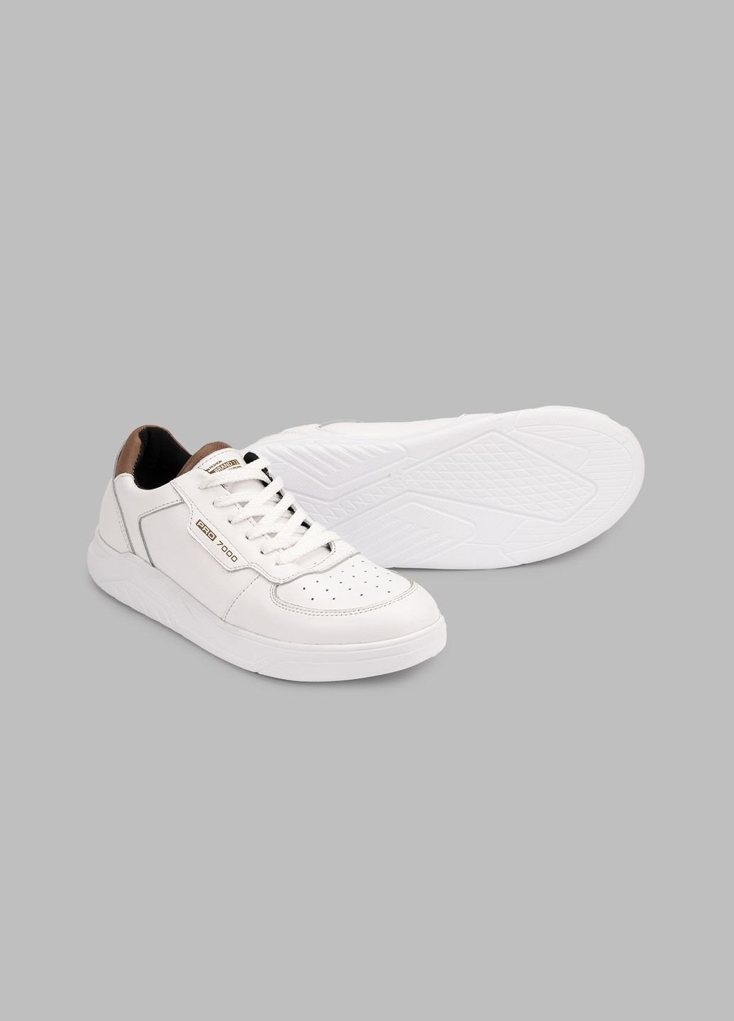 Белые демисезонные кроссовки Konors