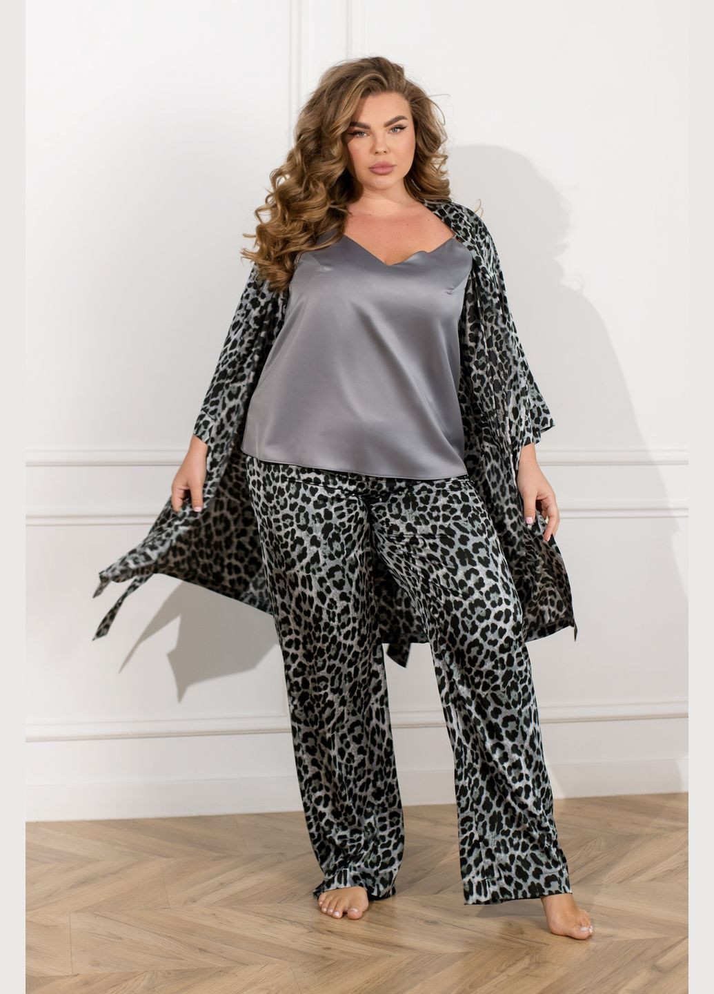 Сіра всесезон домашній шовковий костюм 3-ка Minova