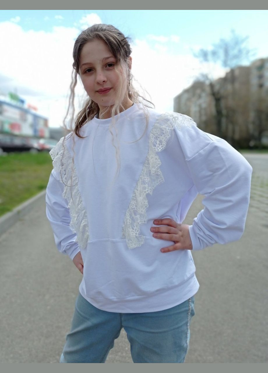 Білий світшот з мереживом 2 Льва (342415029)