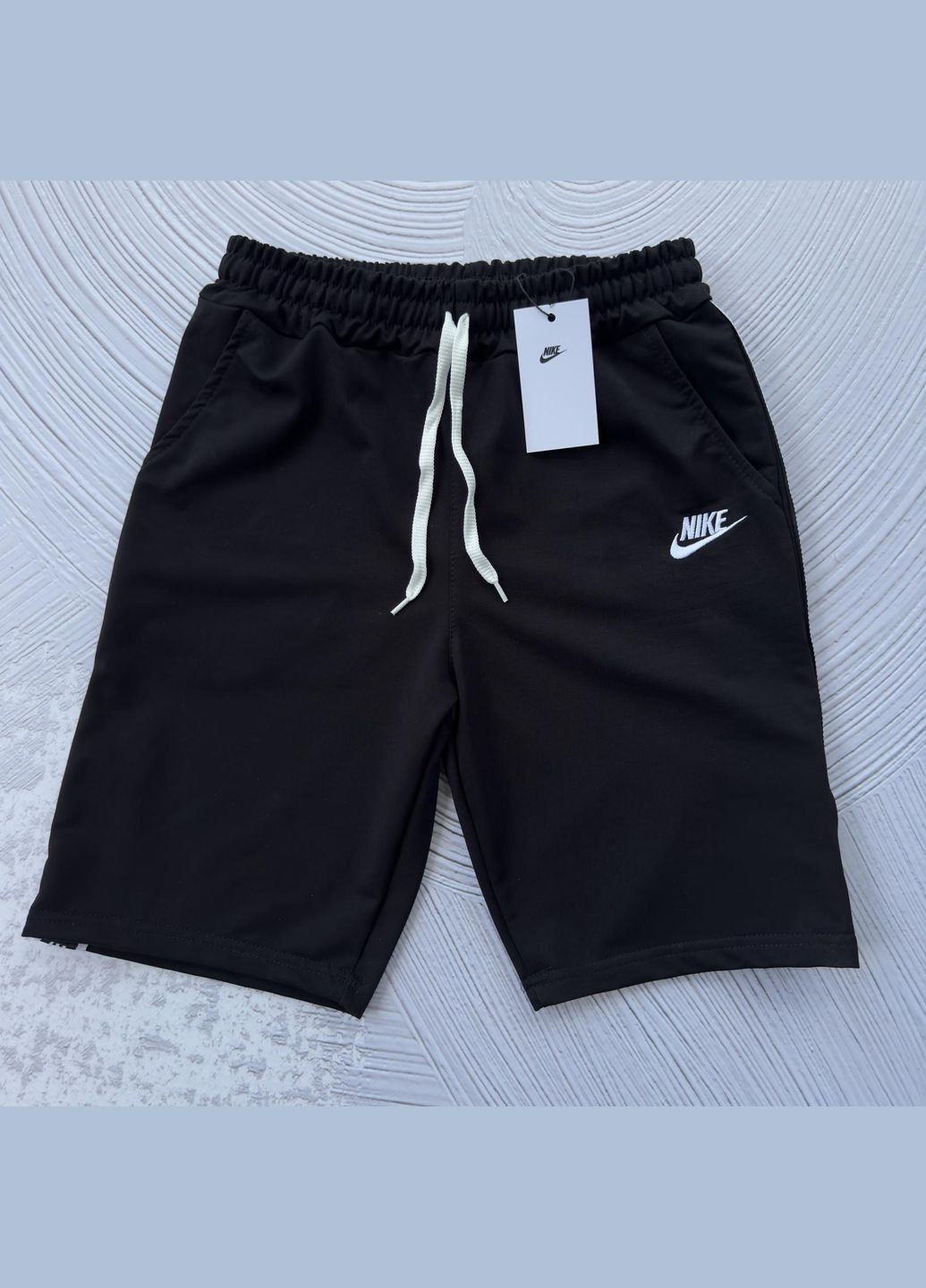 Шорты NK лампас черные No Brand (341285152)